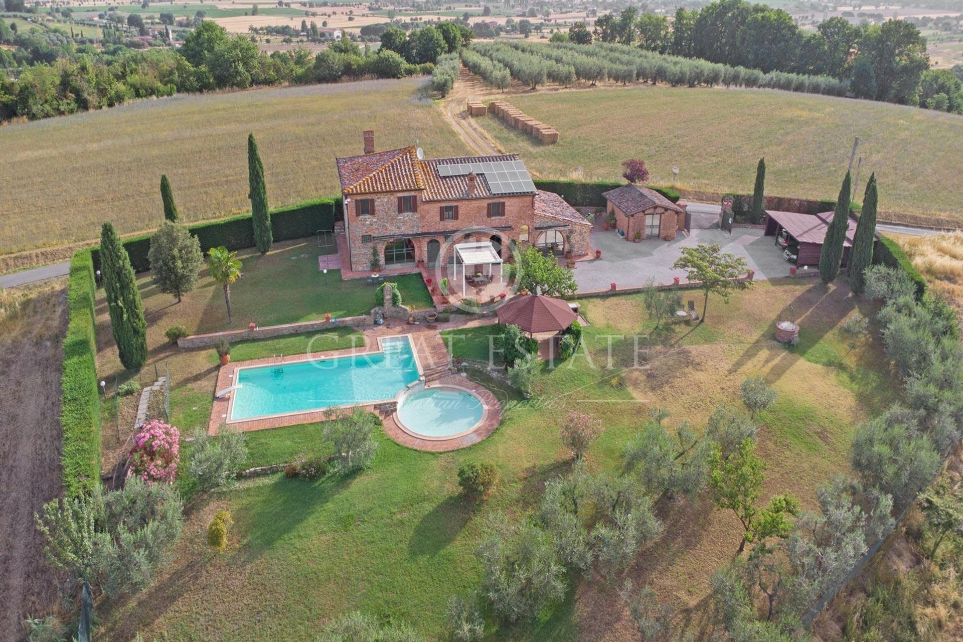 casa en Foiano della Chiana, Tuscany 11056951