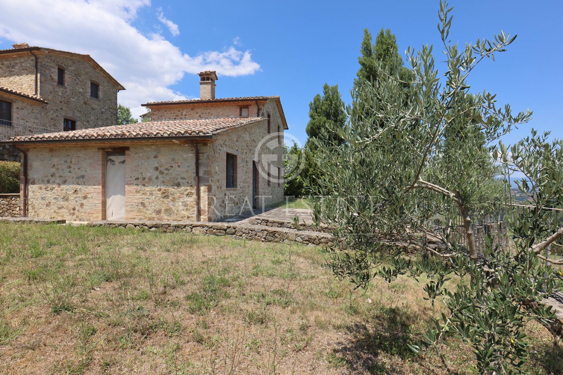 Rumah di Umbertide, Umbria 11056980