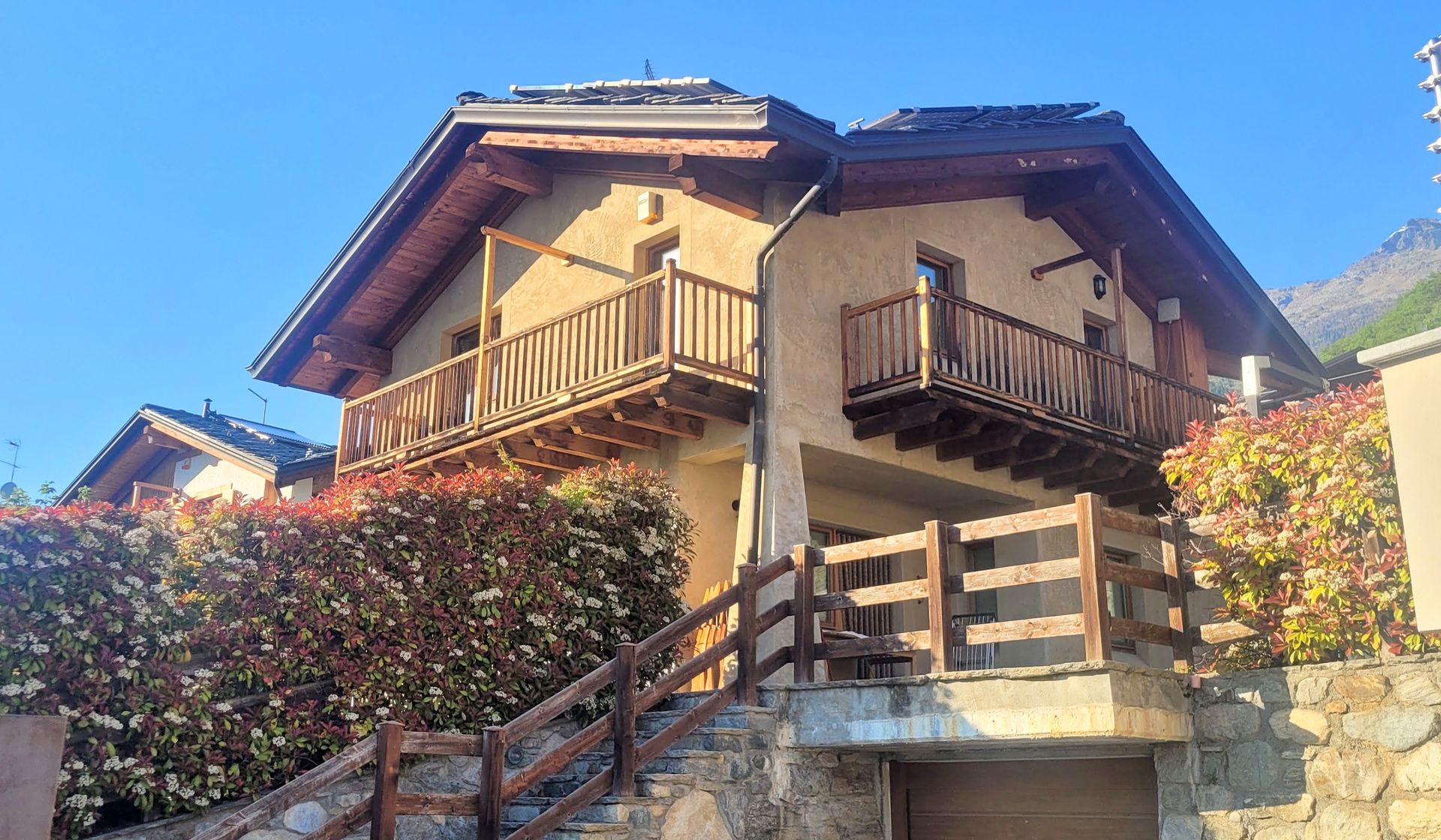 rumah dalam Aosta, Valle d'Aosta 11057363