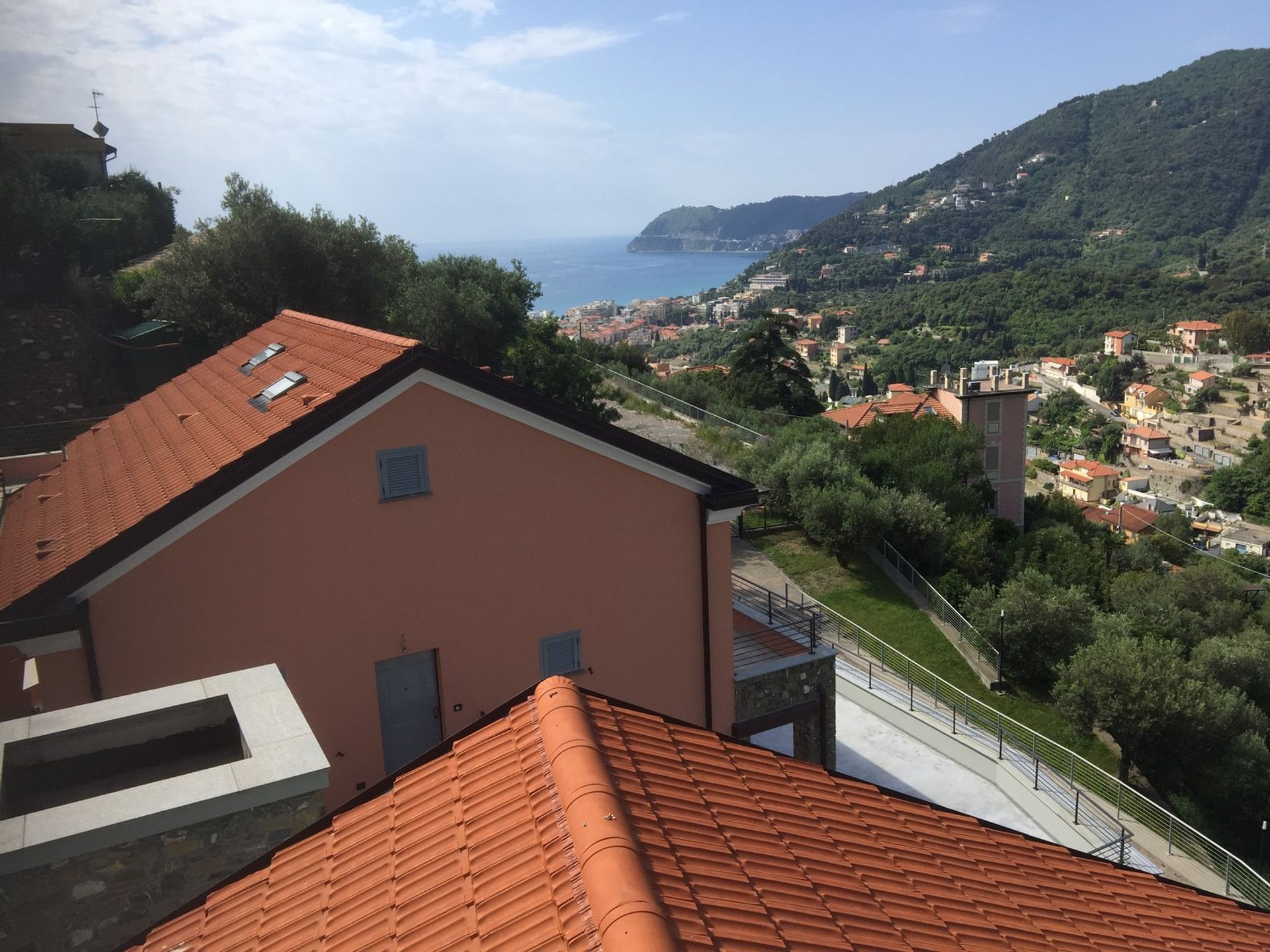 Condominio nel Alassio, Liguria 11057393