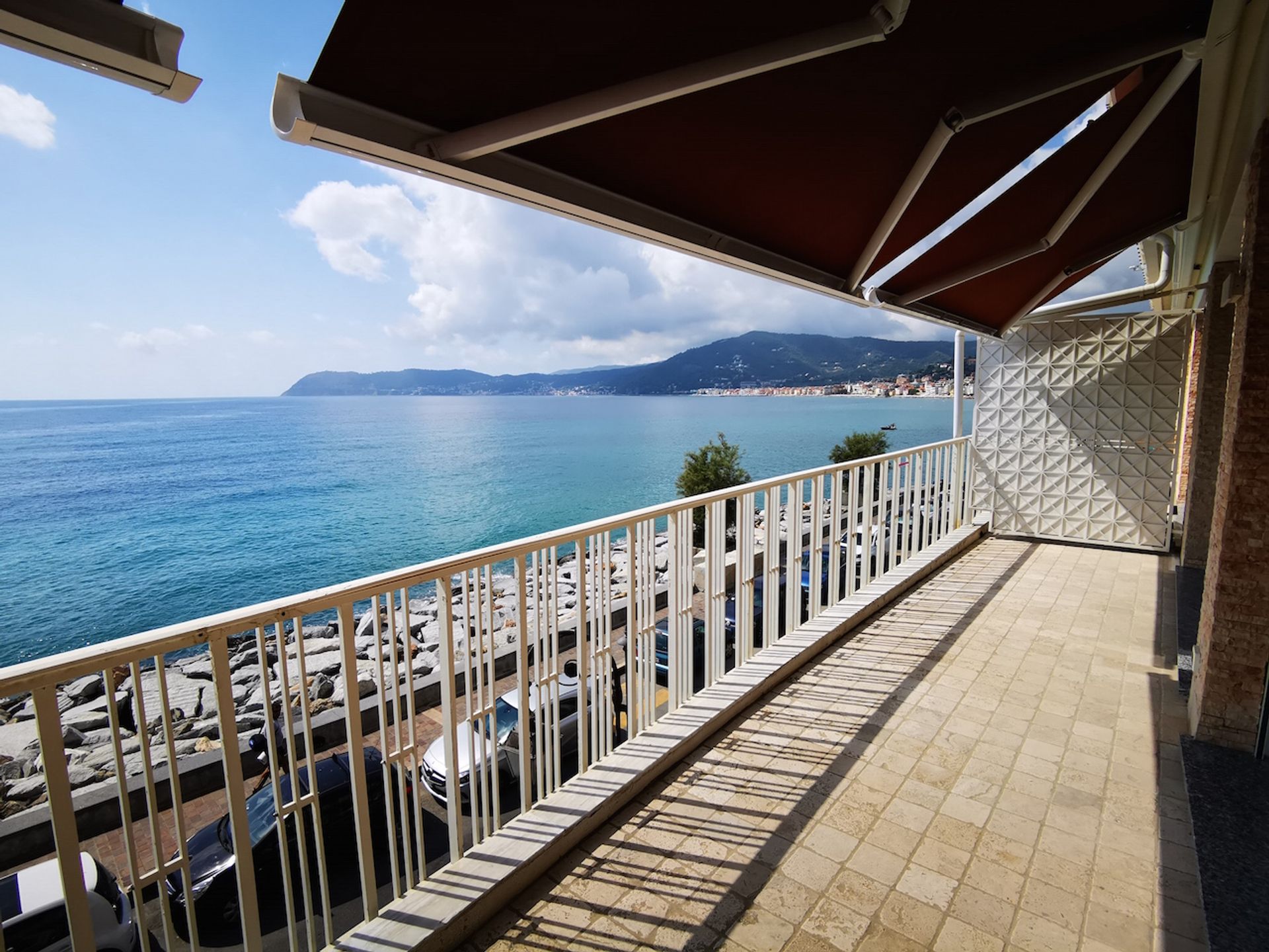 Condominium in Alassio, Liguria 11057441