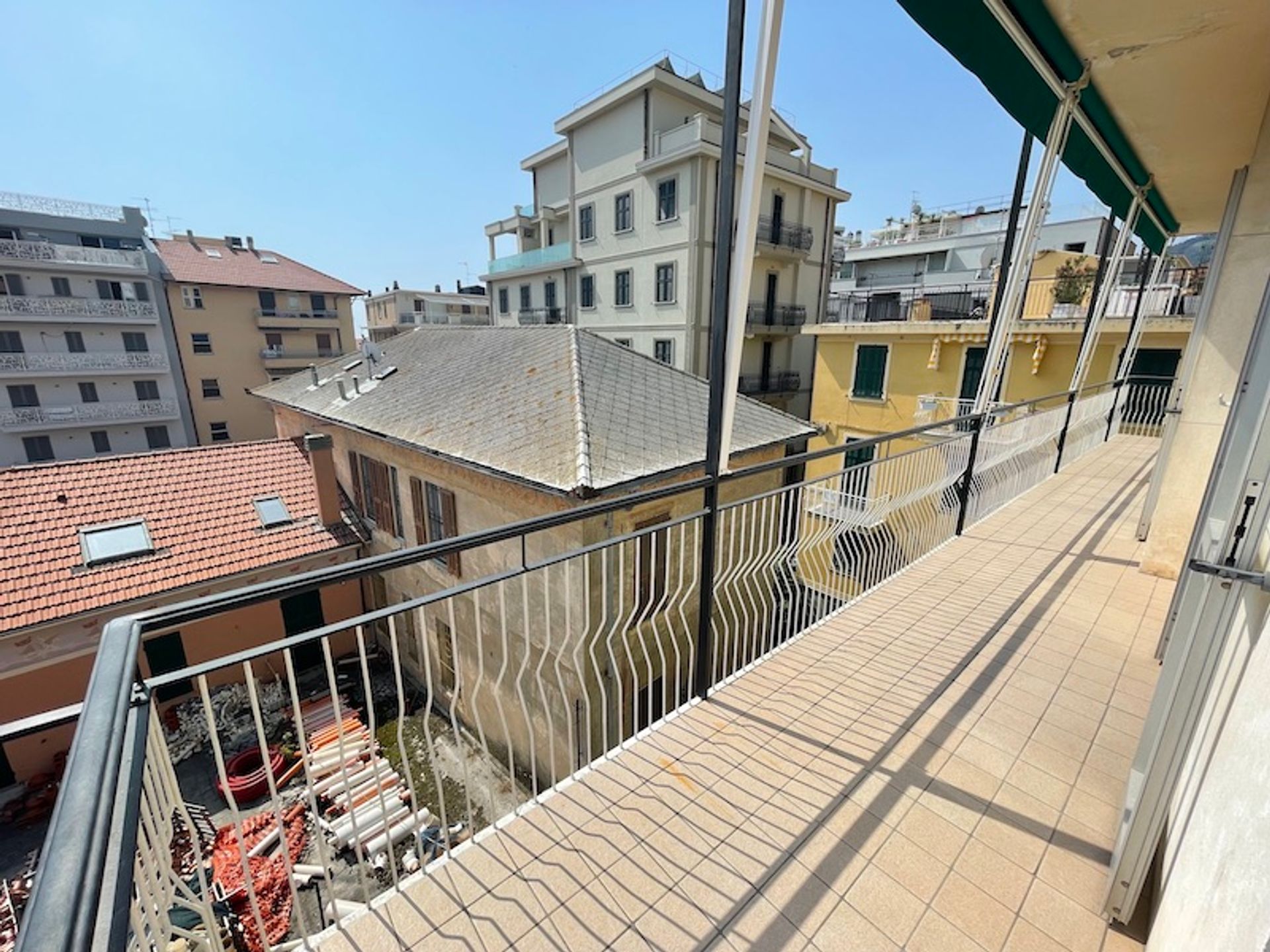 Condominium in Alassio, Liguria 11057459