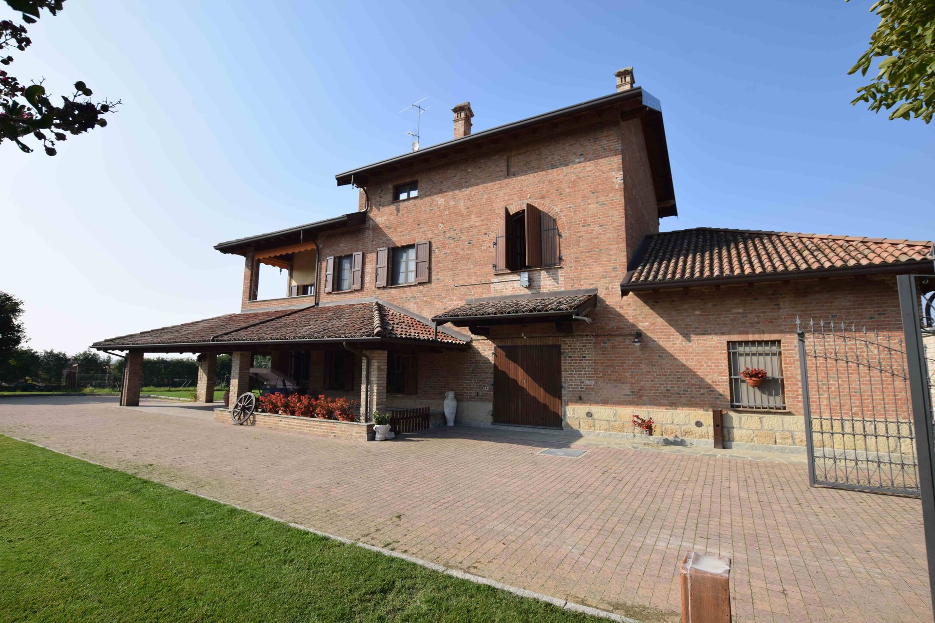 Hus i Tortona, Piedmont 11057906