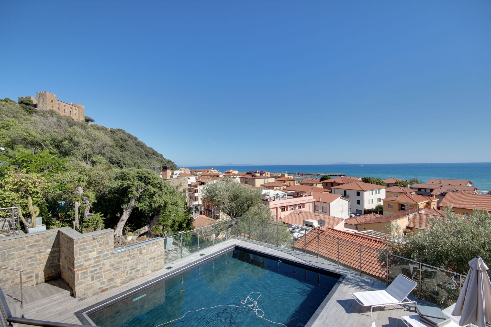 House in Castiglione della Pescaia, Tuscany 11057946