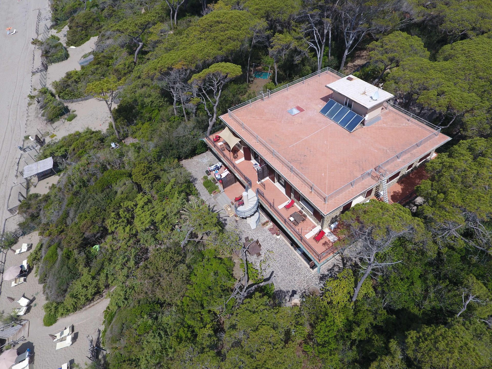 rumah dalam Castiglione della Pescaia, Tuscany 11057948