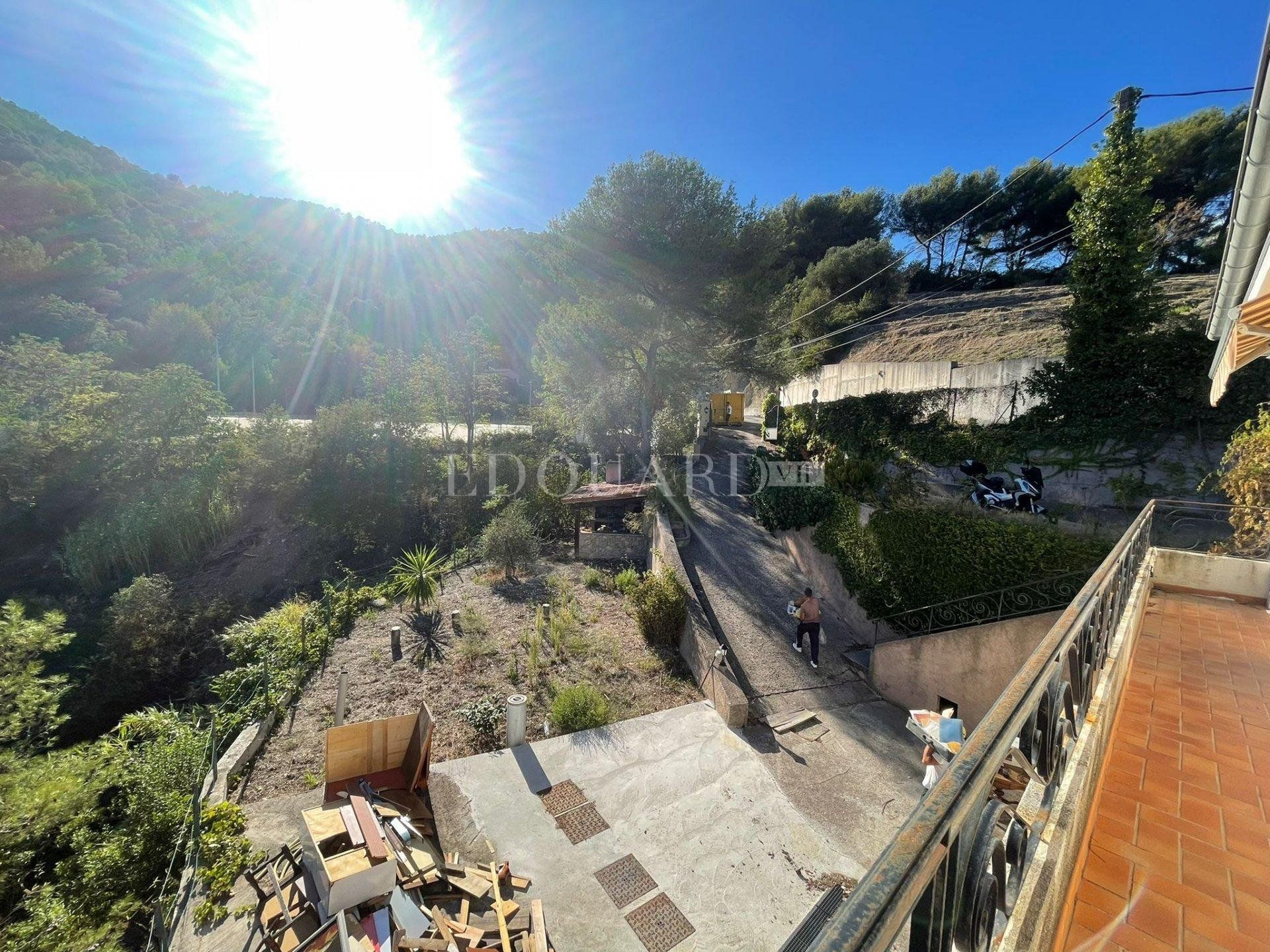 Rumah di Roquebrune-Cap-Martin, Provence-Alpes-Côte d'Azur 11061157