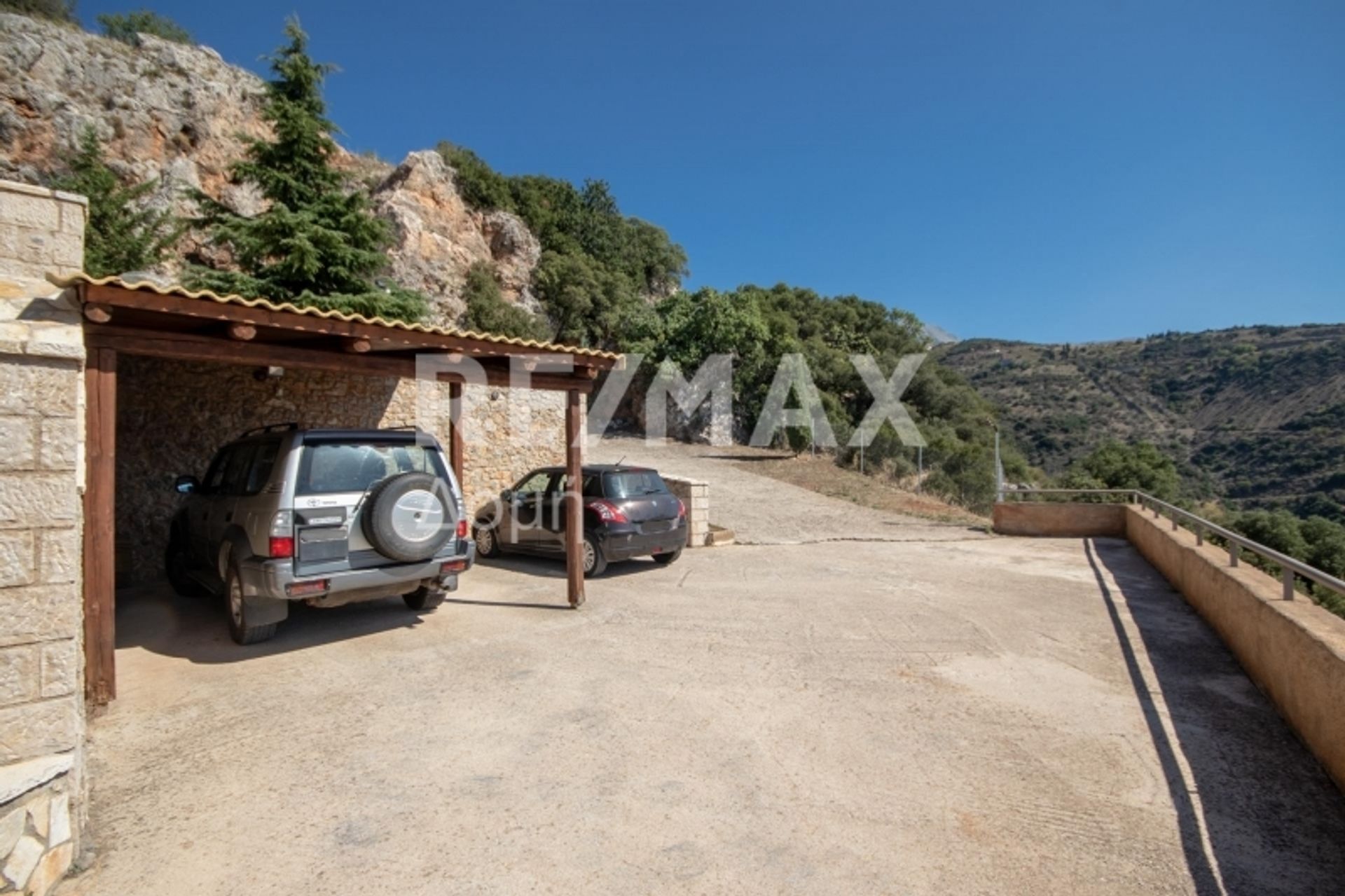 Haus im Arachova,  11061984