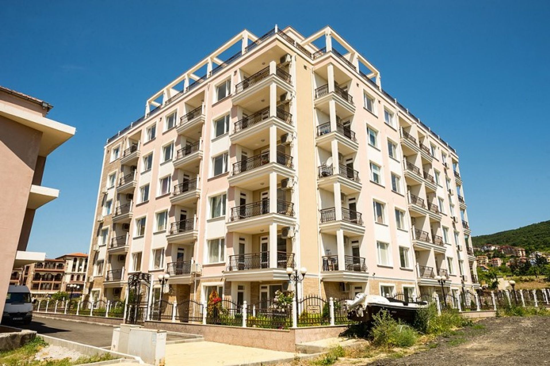 Condominium in Sveti Vlas, Burgas 11061997