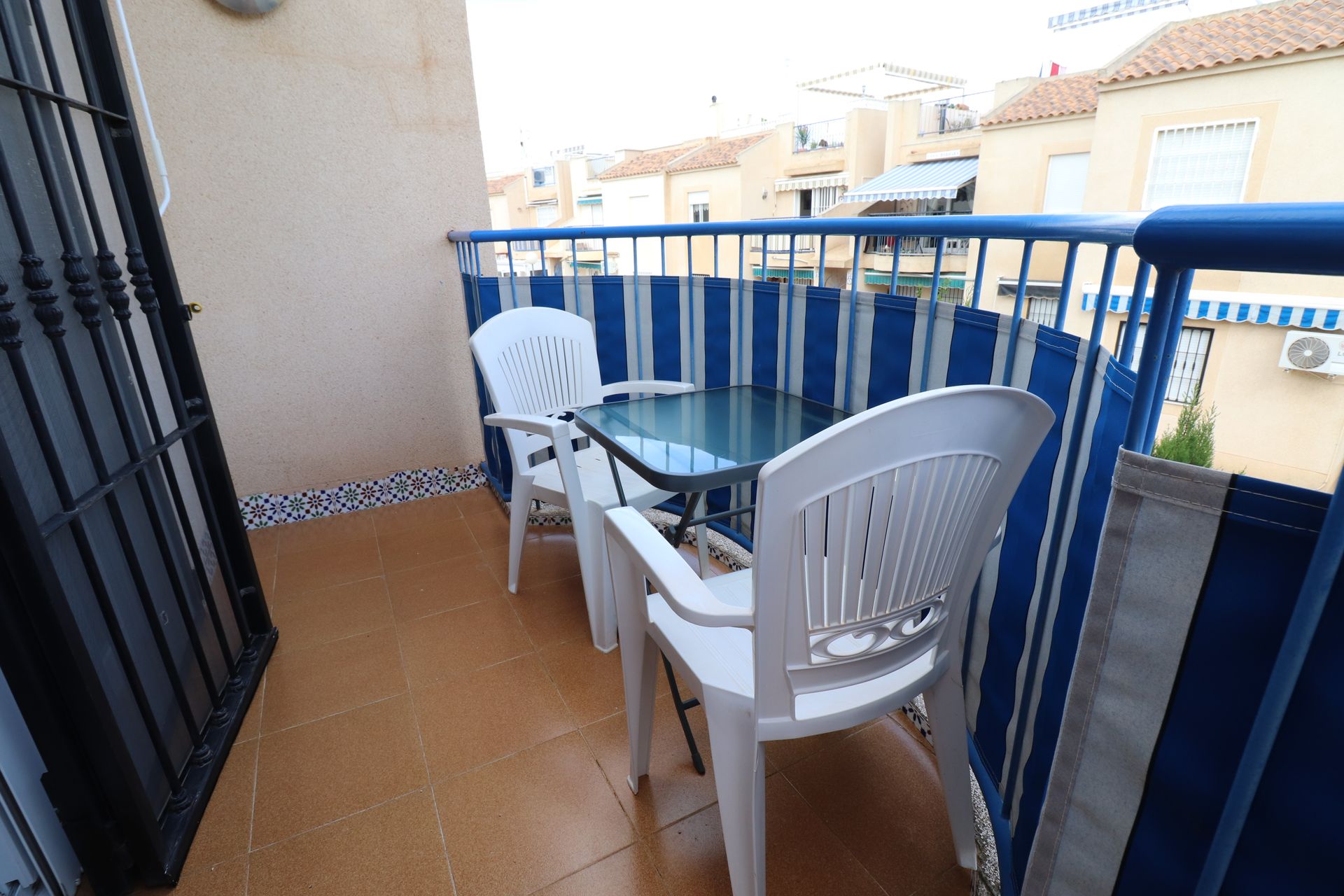 Condominium in Torrevieja, Valencia 11062562