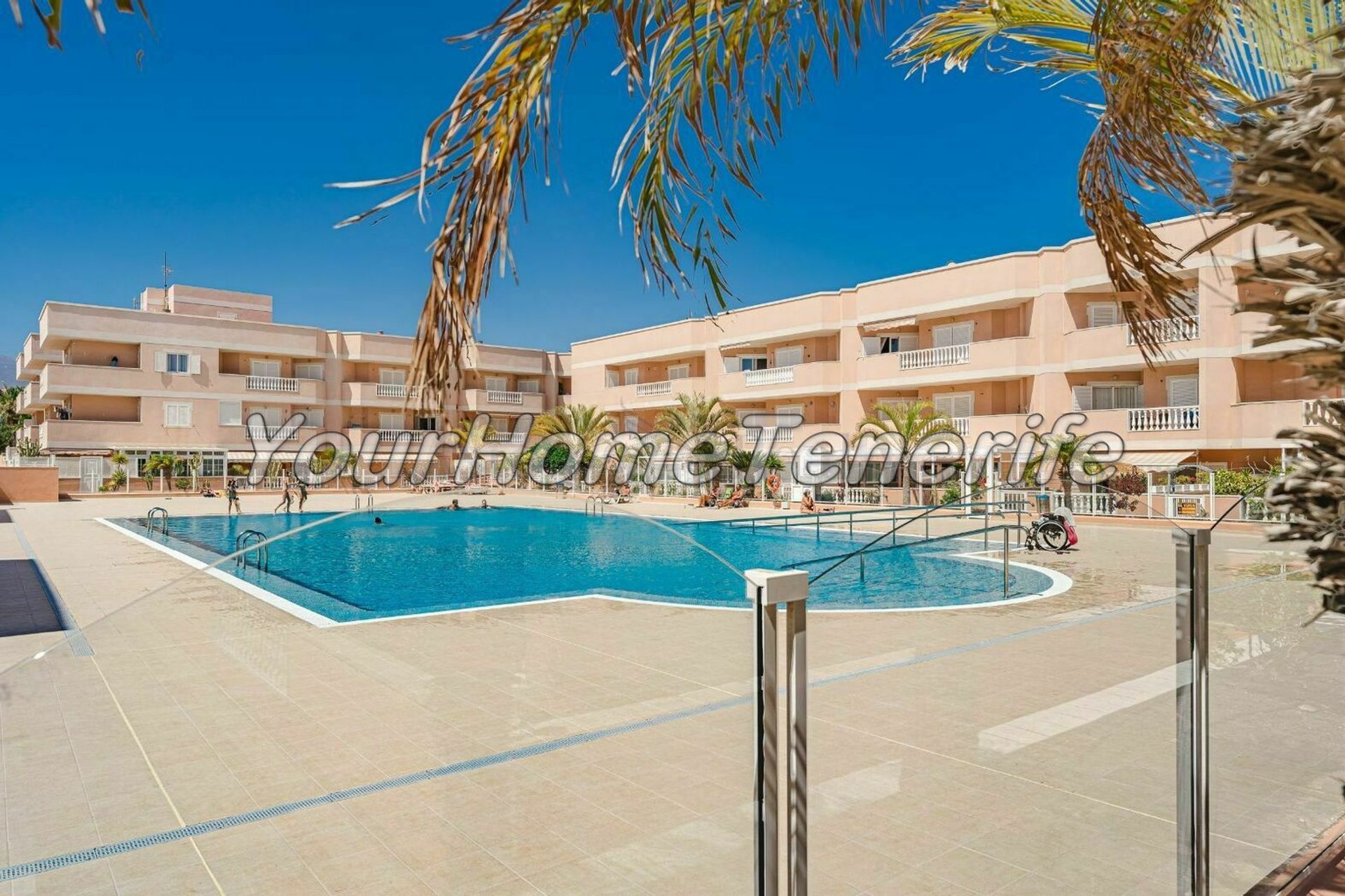 Condominium in Las Galletas, Canary Islands 11062842