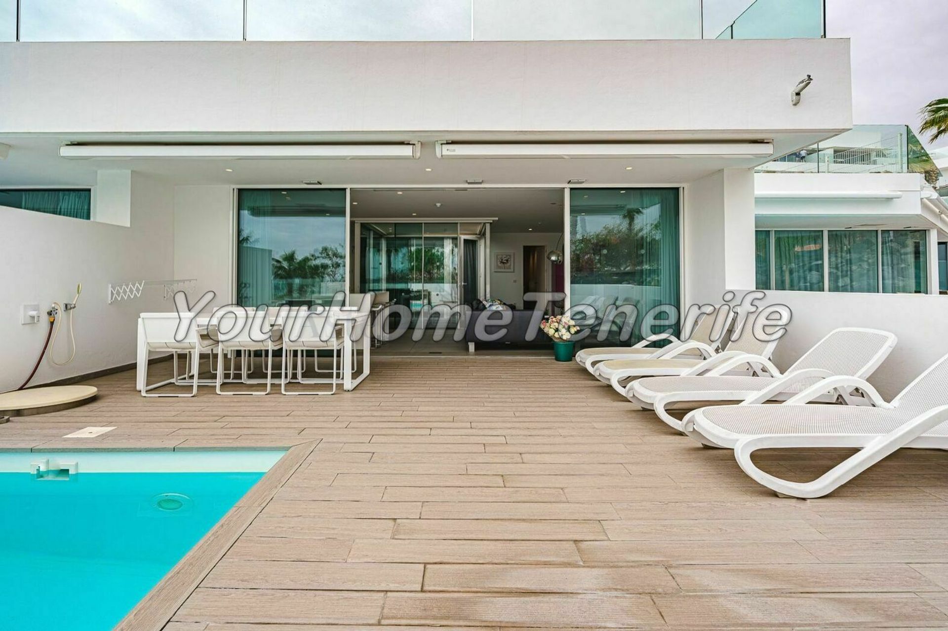 Condominium in Adeje, Canary Islands 11062858