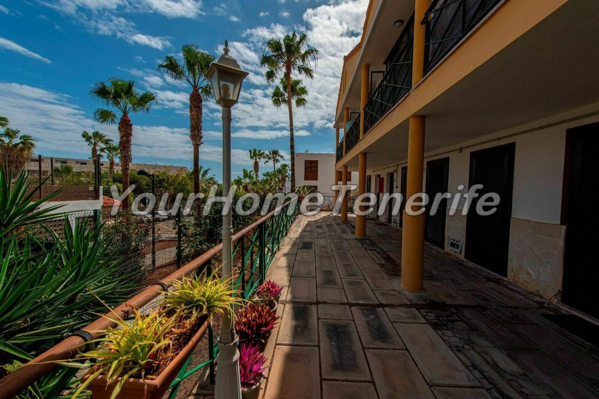 Condominium in Arona, Canary Islands 11062867