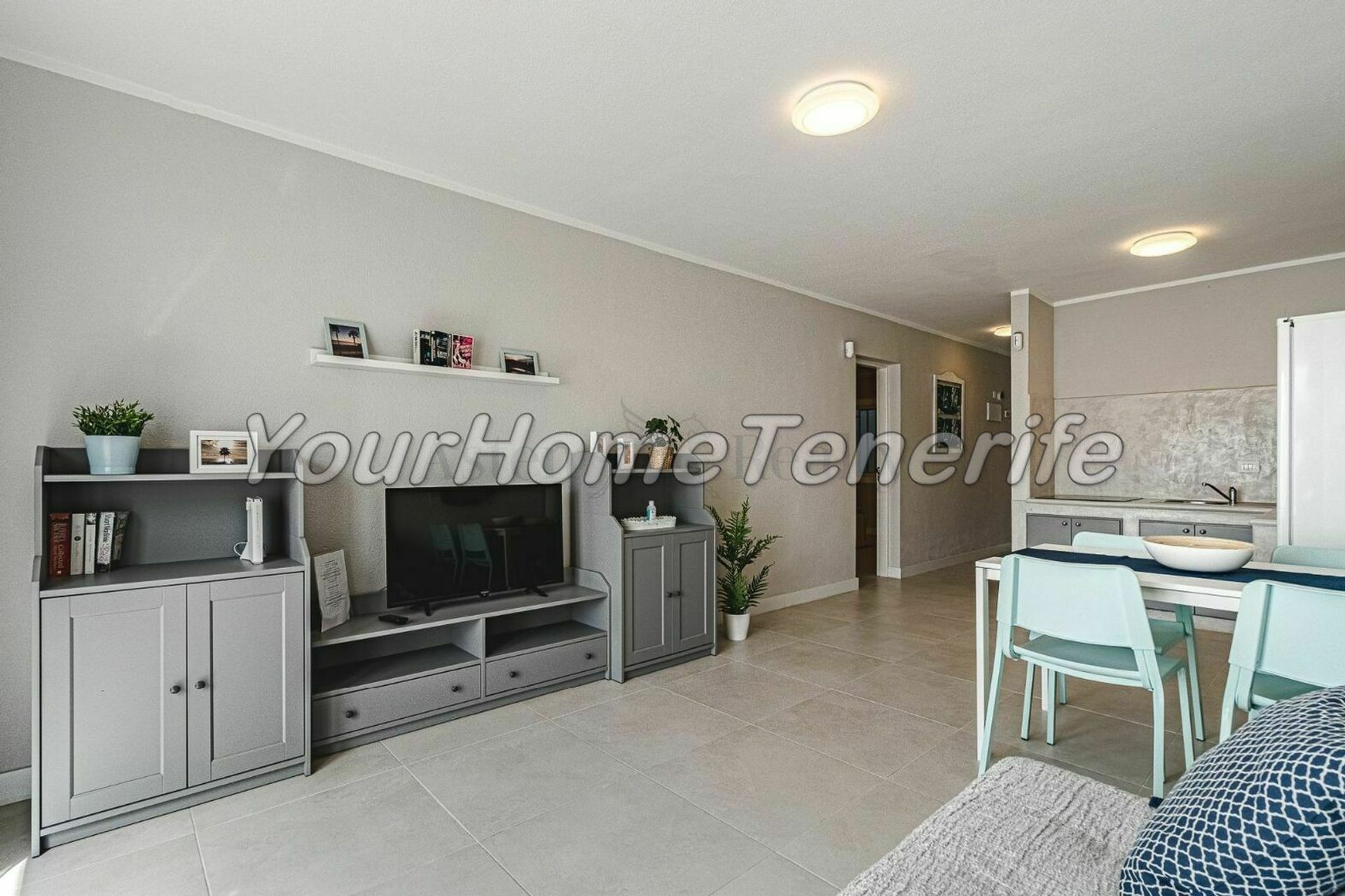 Condominium dans Adeje, Canary Islands 11062881