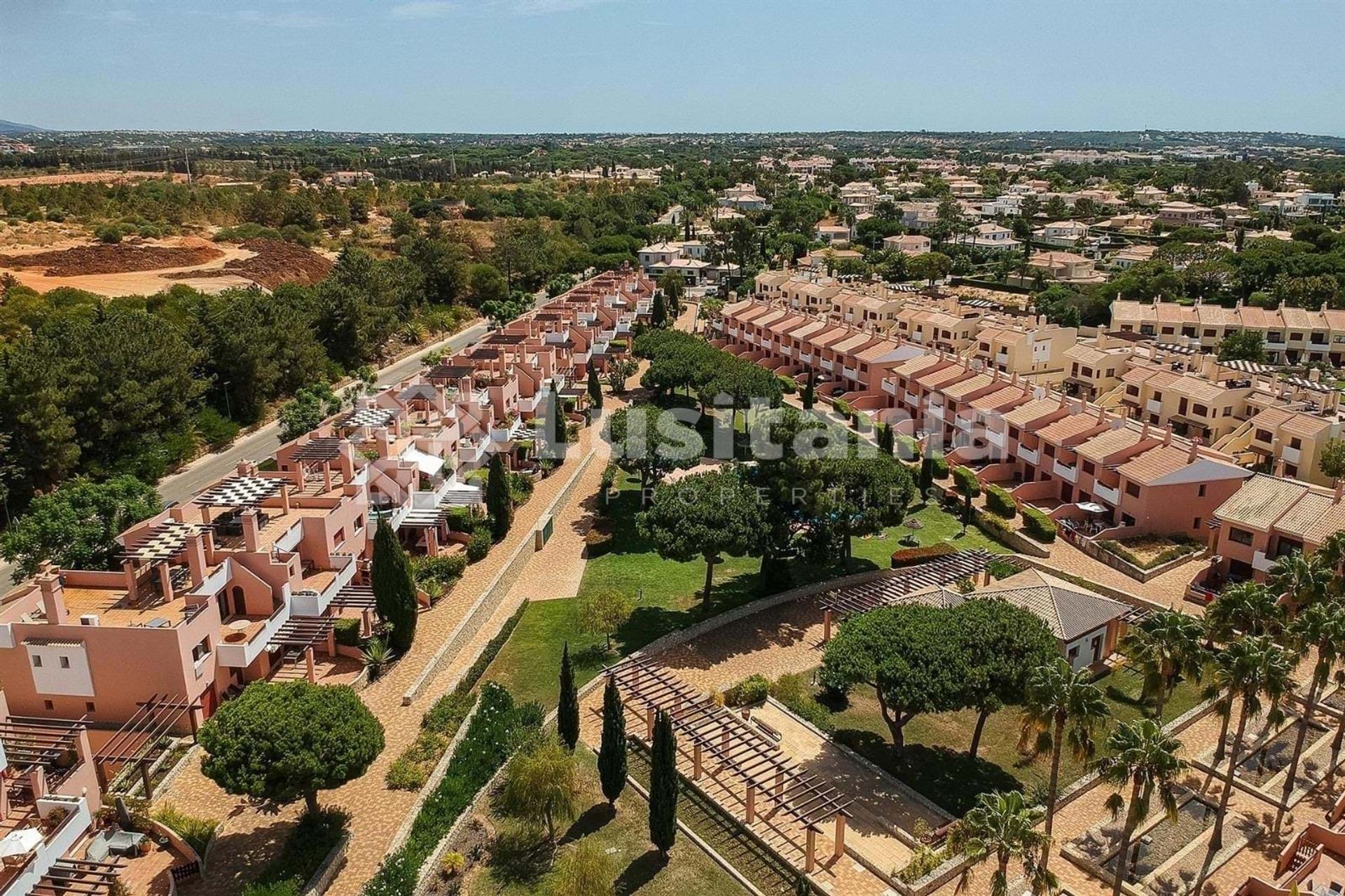 بيت في Quarteira, Faro 11063295