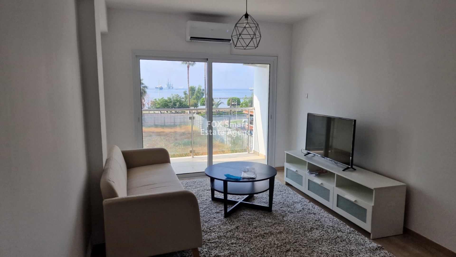 Condominium in Mesa Geitonia, Lemesos 11063417