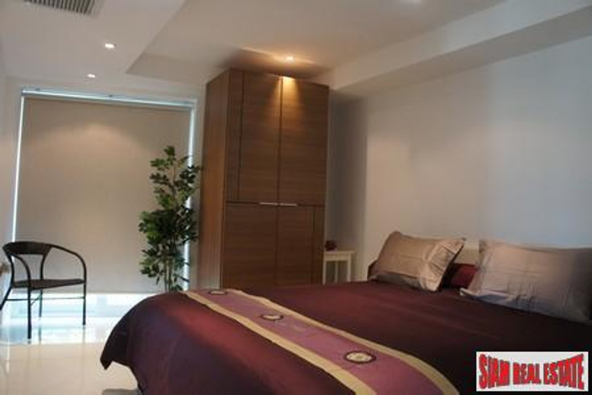 Condominium in Karon, Phuket 11063619