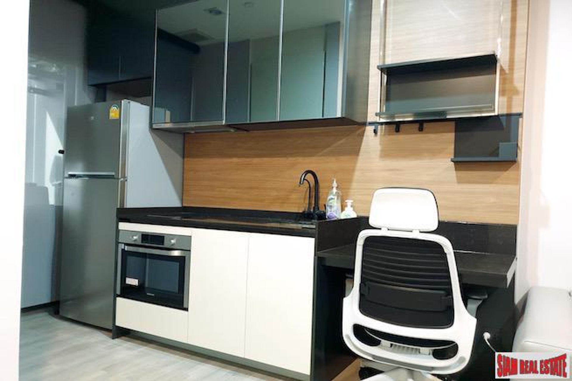 Condominio nel Satone, Krung Thep Maha Nakhon 11063633