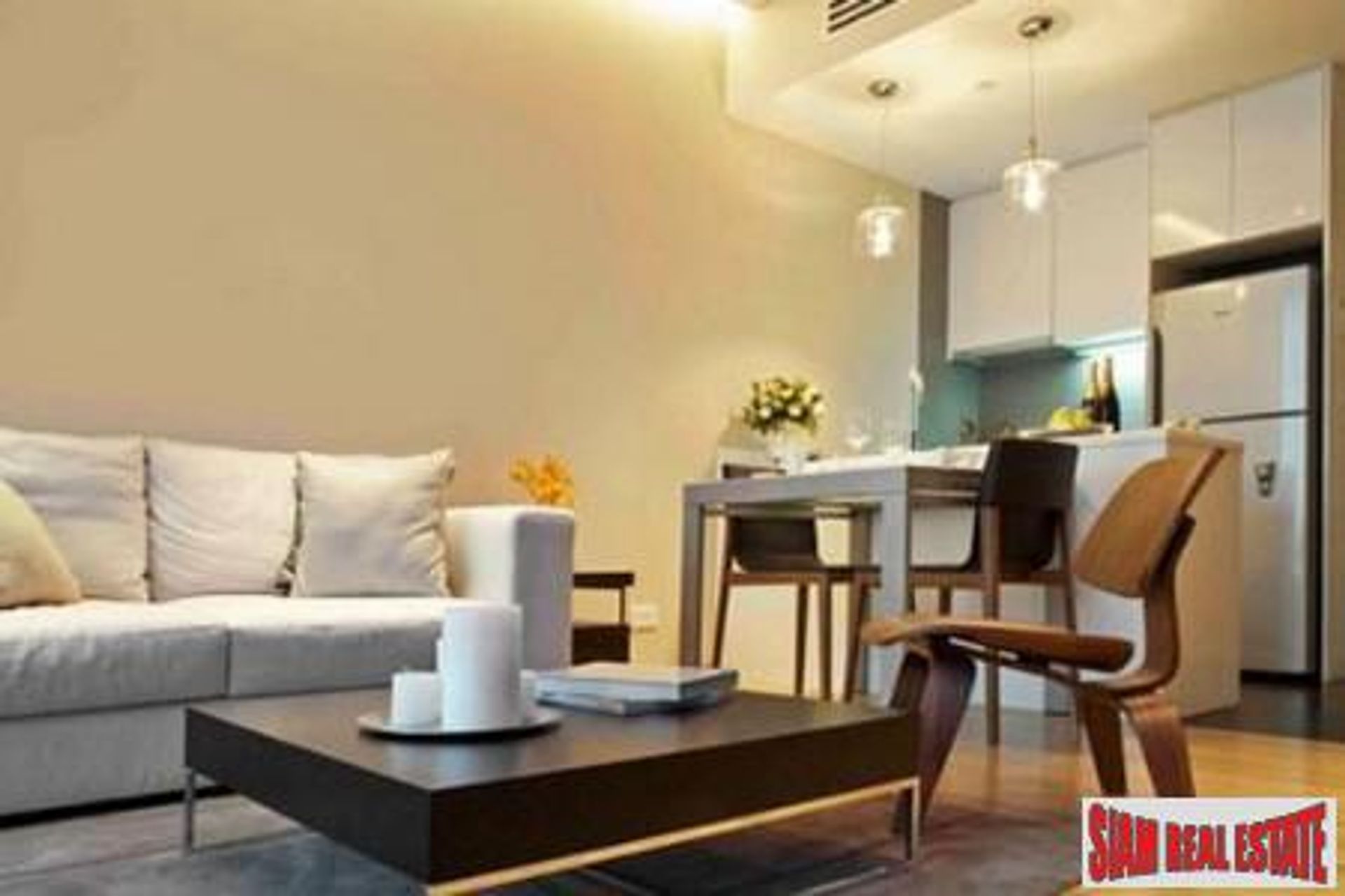 Condominium in Watthana, Krung Thep Maha Nakhon 11063693