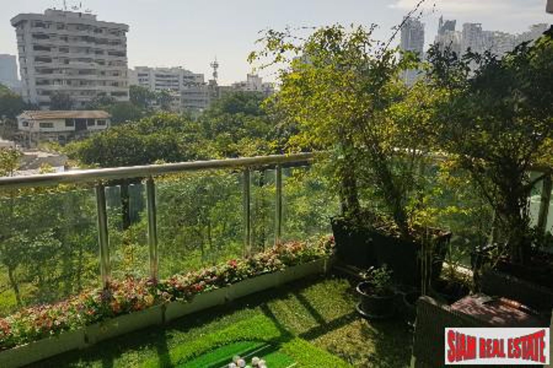 Condominium in Ratchathewi, Krung Thep Maha Nakhon 11063718