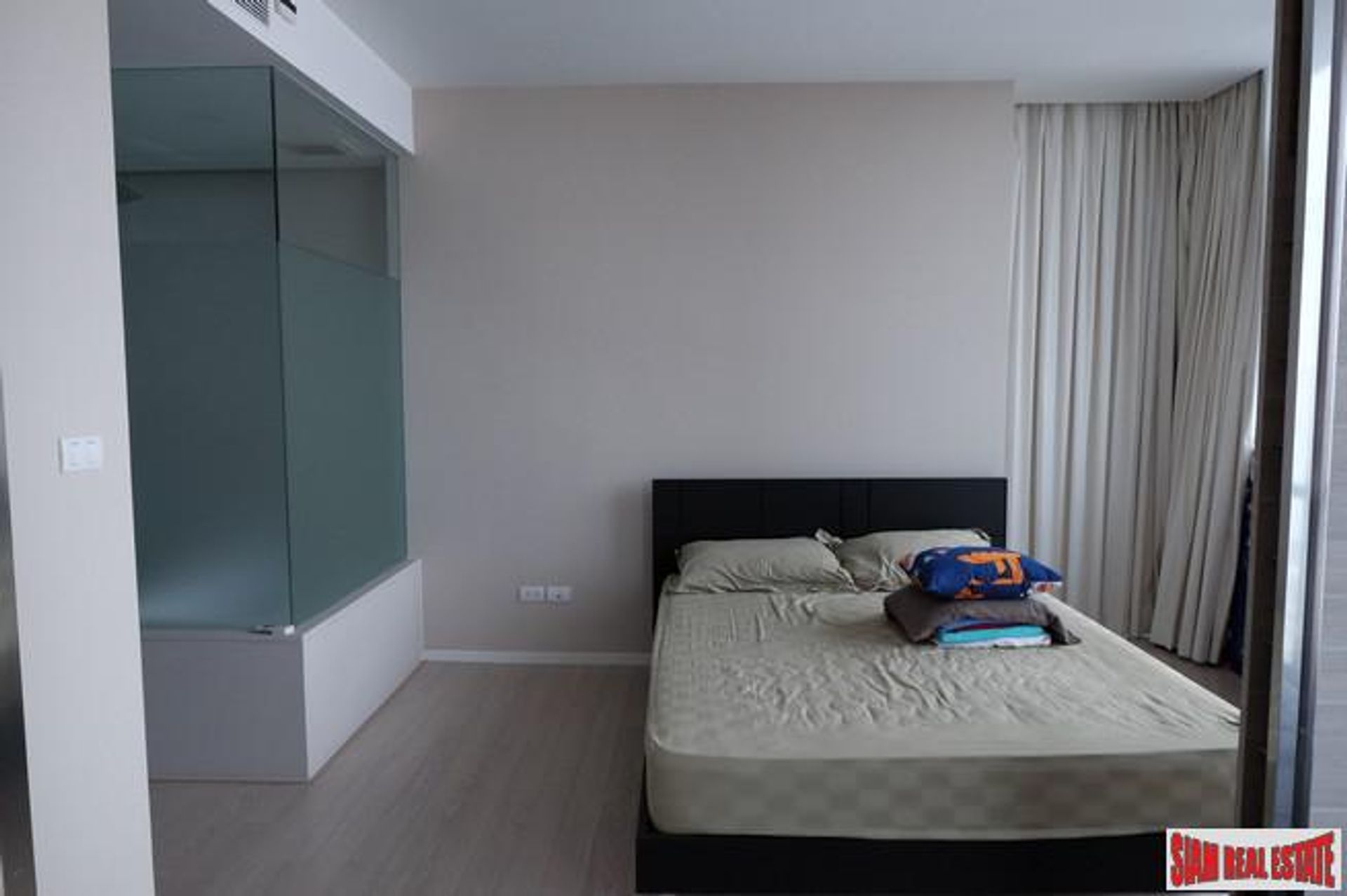 Condominium in , Krung Thep Maha Nakhon 11063725