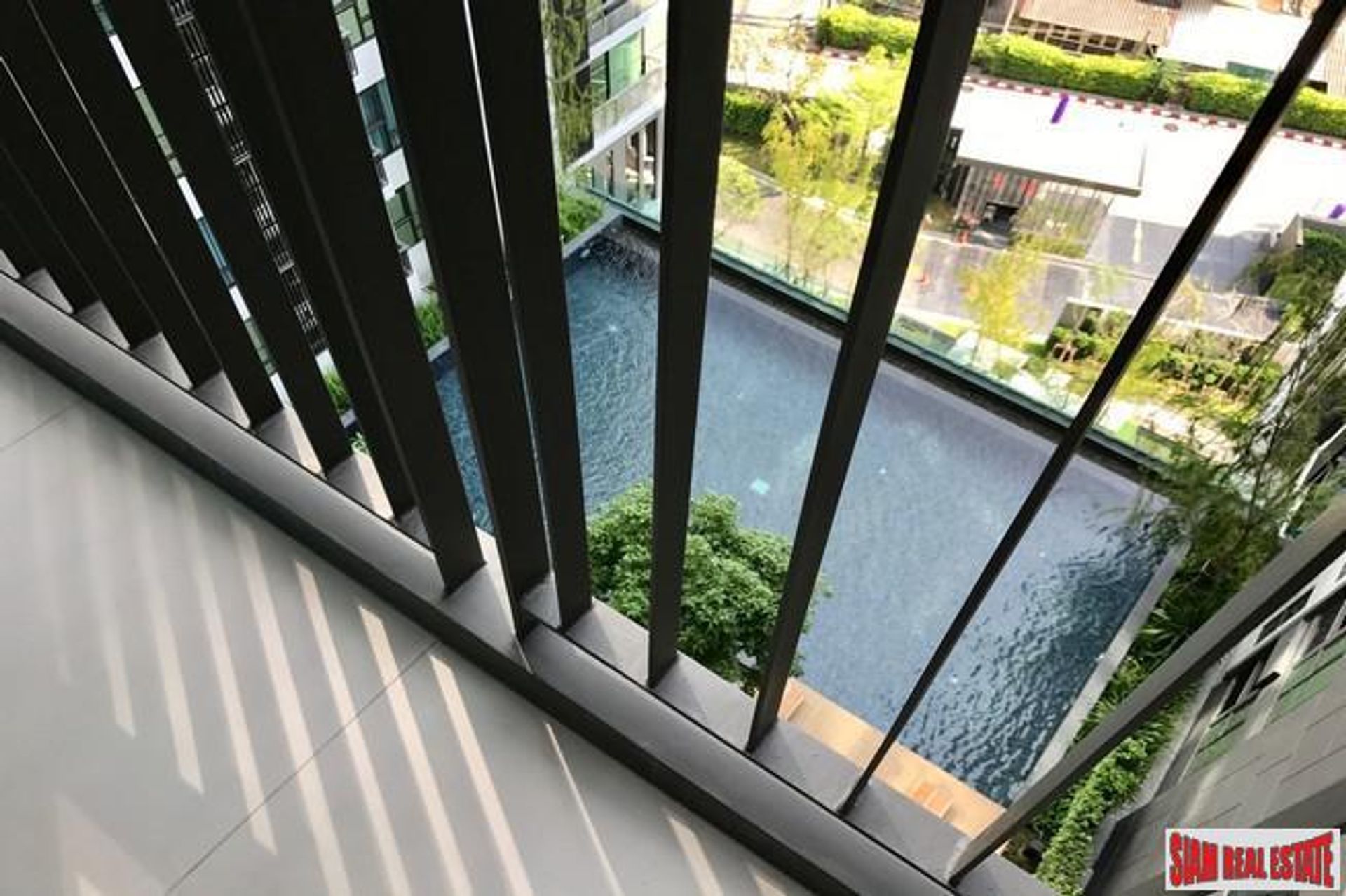 Condominium in Watthana, Krung Thep Maha Nakhon 11063884