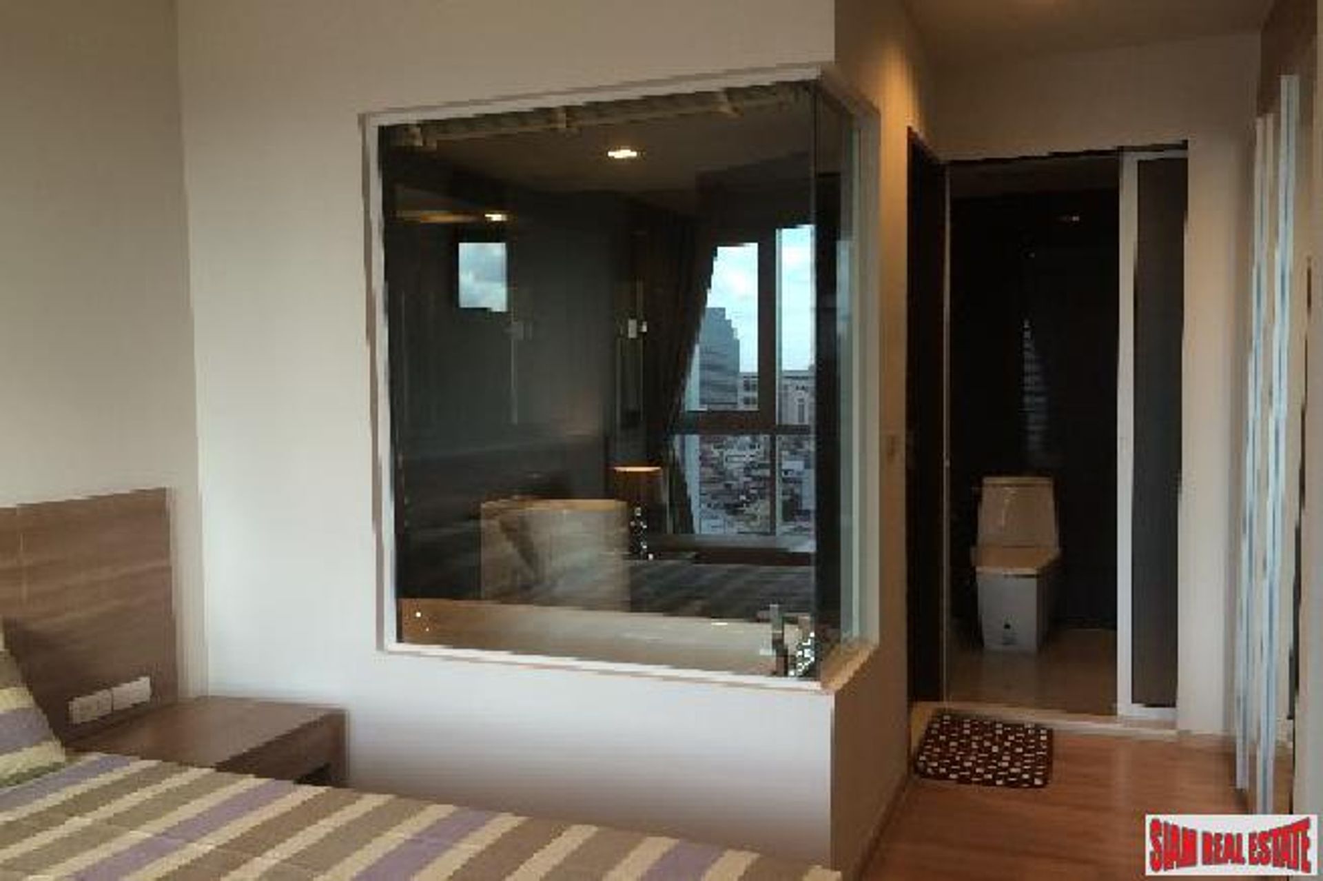 Condominium in , Krung Thep Maha Nakhon 11063889