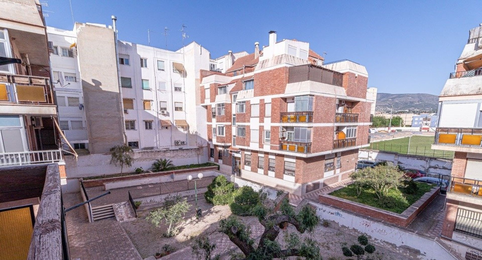 Condominium in Monòver, Comunidad Valenciana 11064614