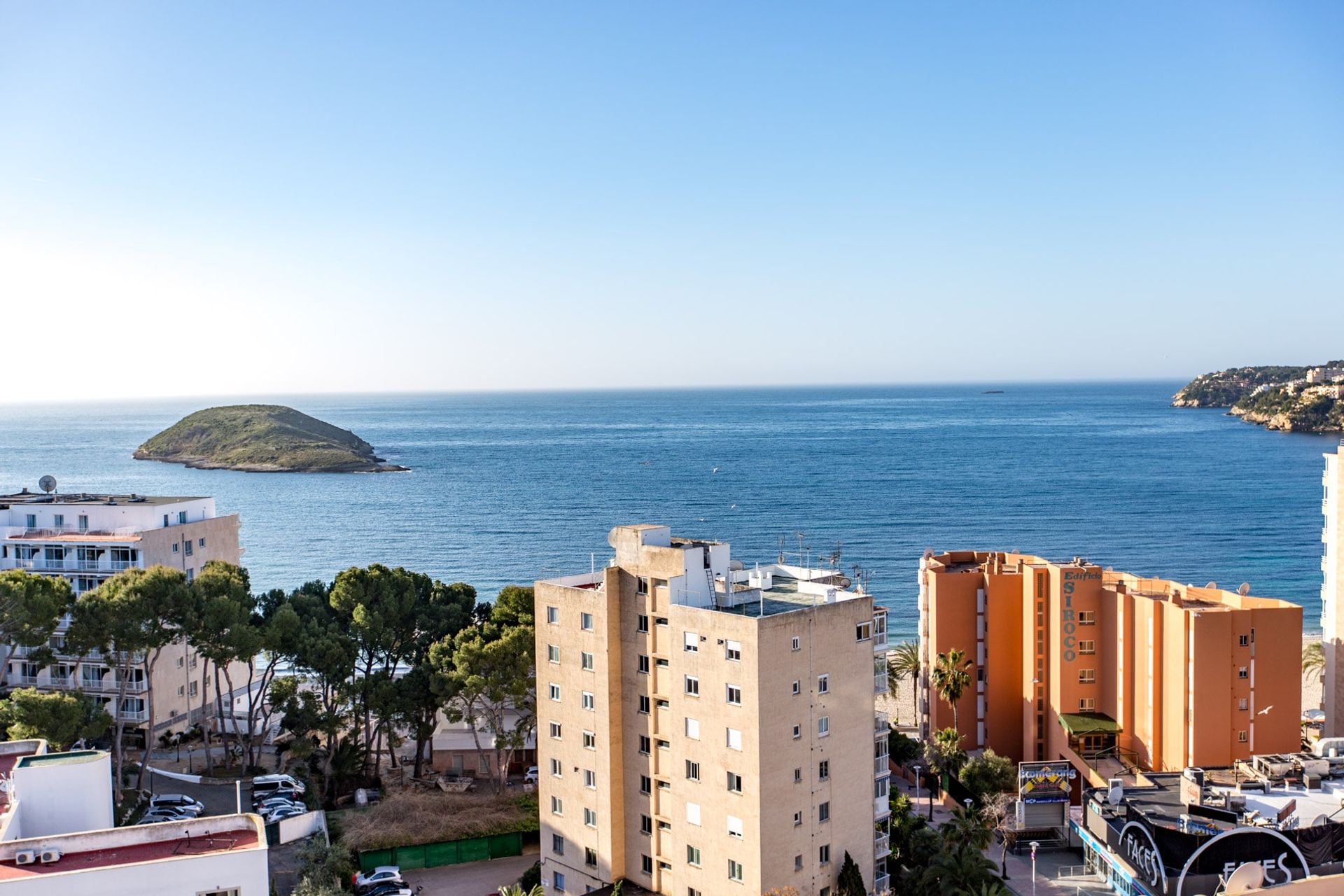 Condominium in Calvia, De Balearen 11064752