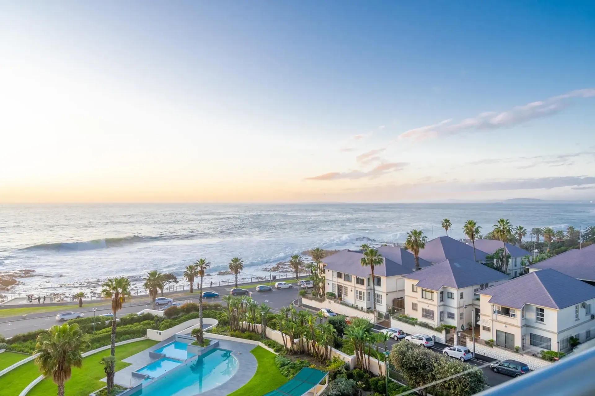 Condominium in Cape Town, 302 Beach Road 11065103