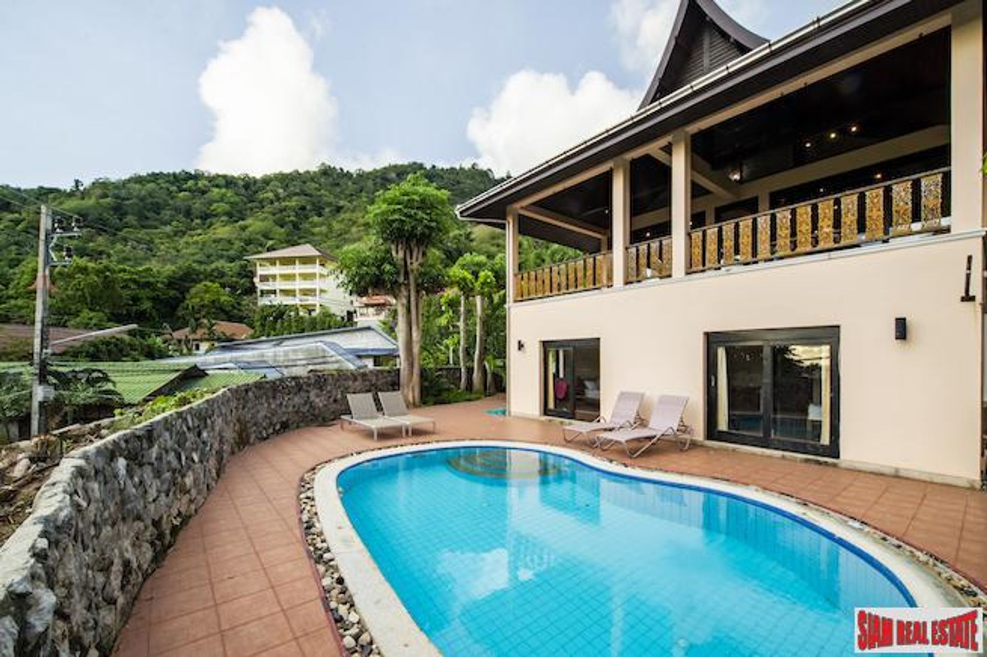 Huis in Ban Kata, Phuket 11067594