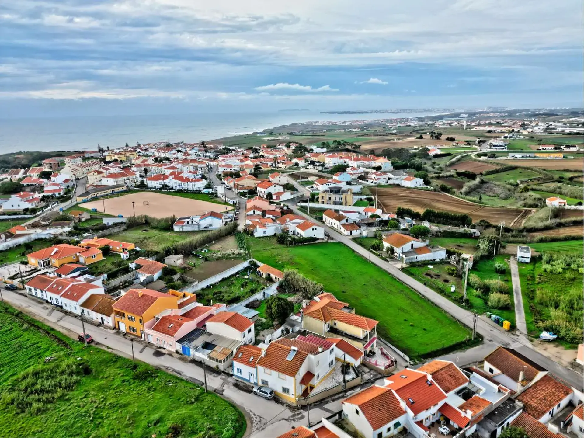 سكني في Atouguia da Baleia, Leiria 11068640