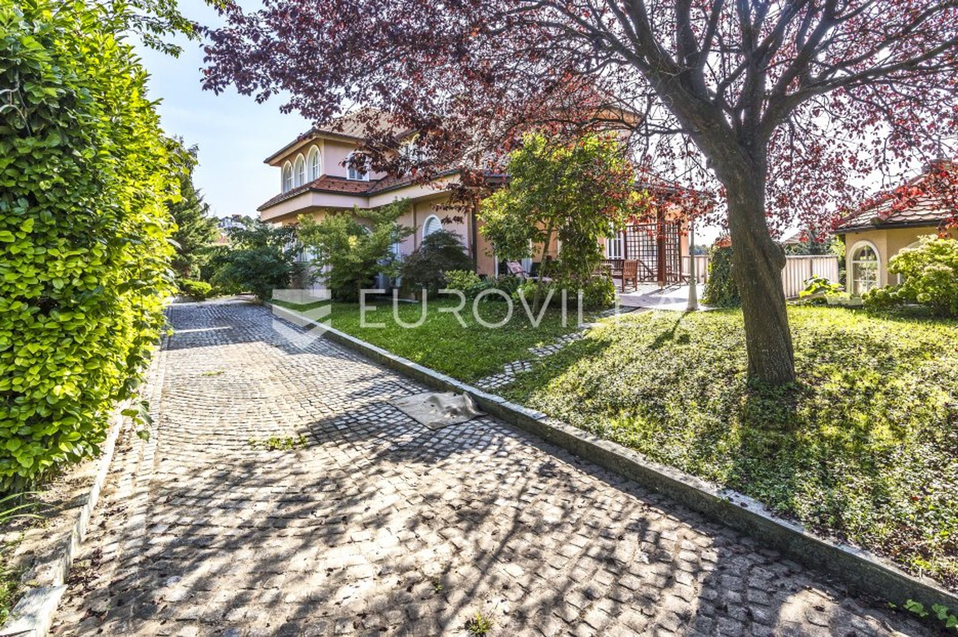 Huis in Crn Voda, Zagreb, grad 11068680