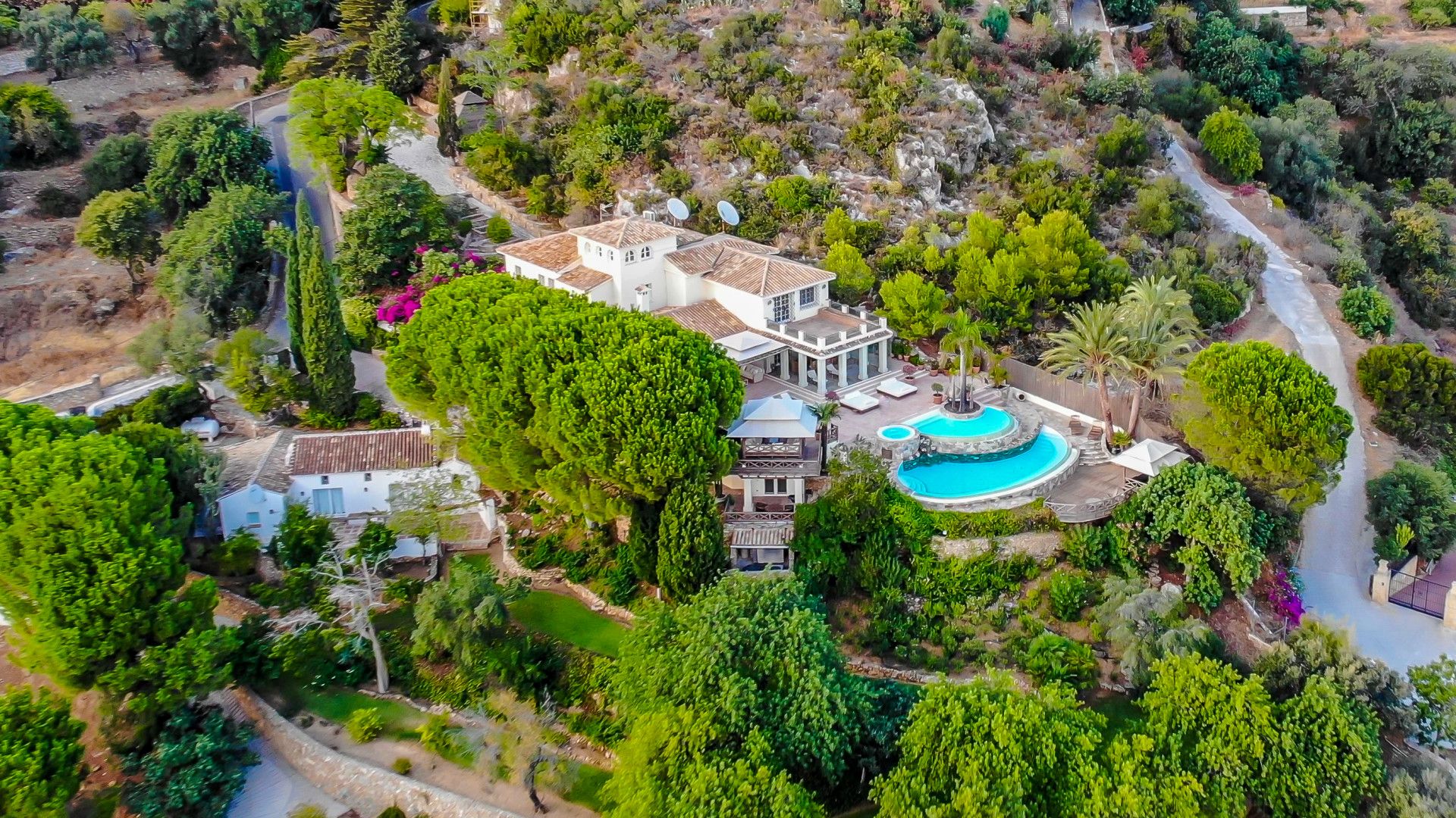 Несколько домов в Mijas, Andalusia 11068782