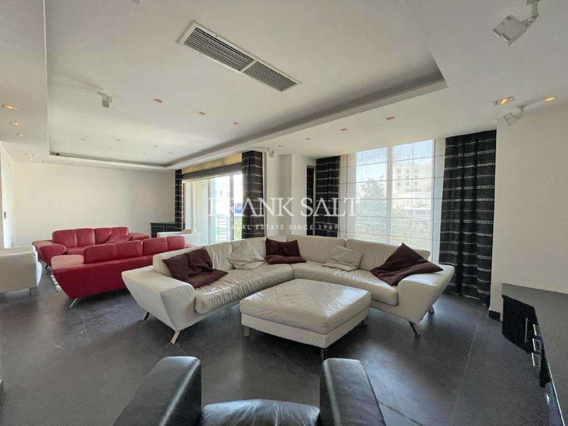 Condominio en Saint Julian's,  11068998