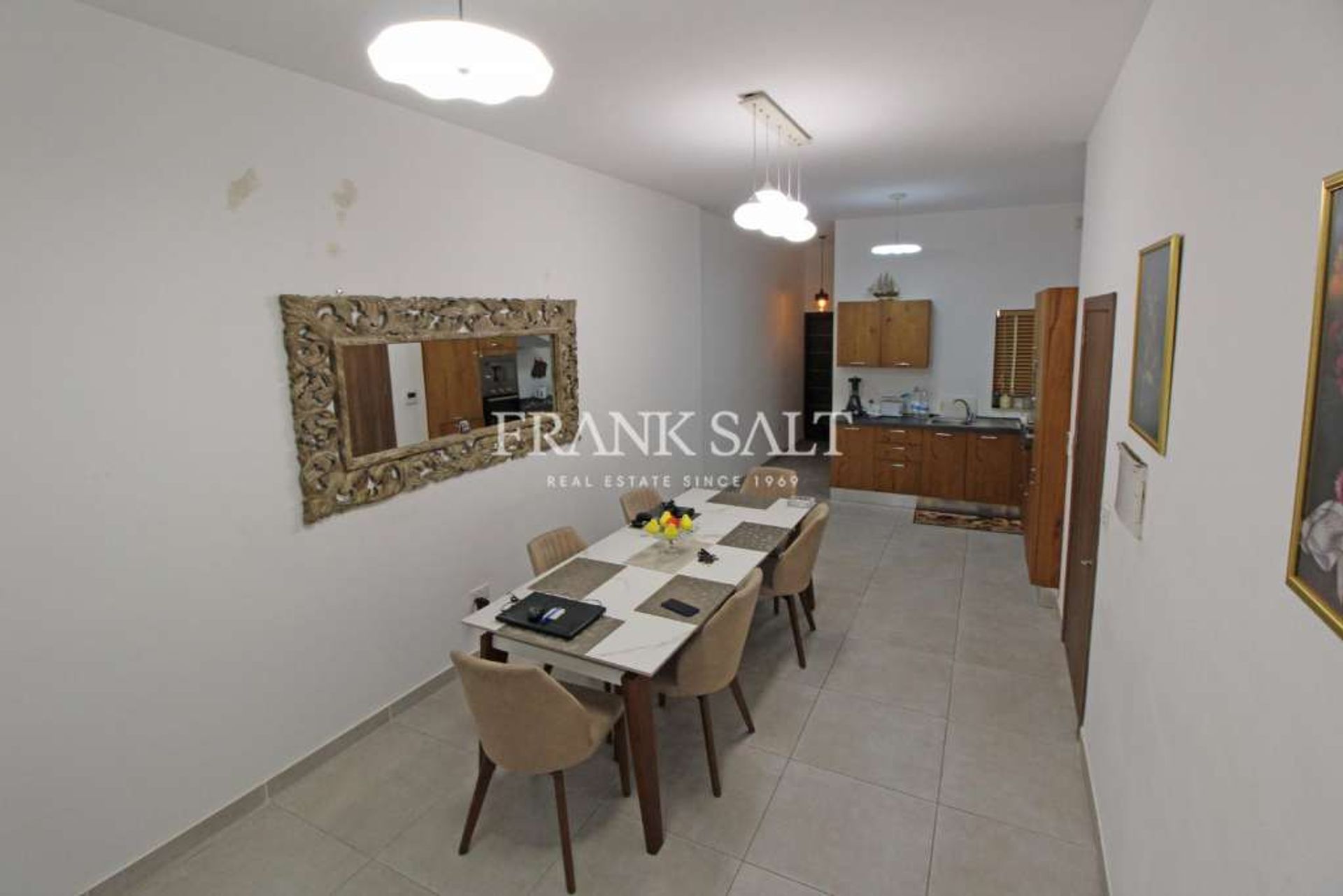 Condominium dans Luqa, Luqa 11069768