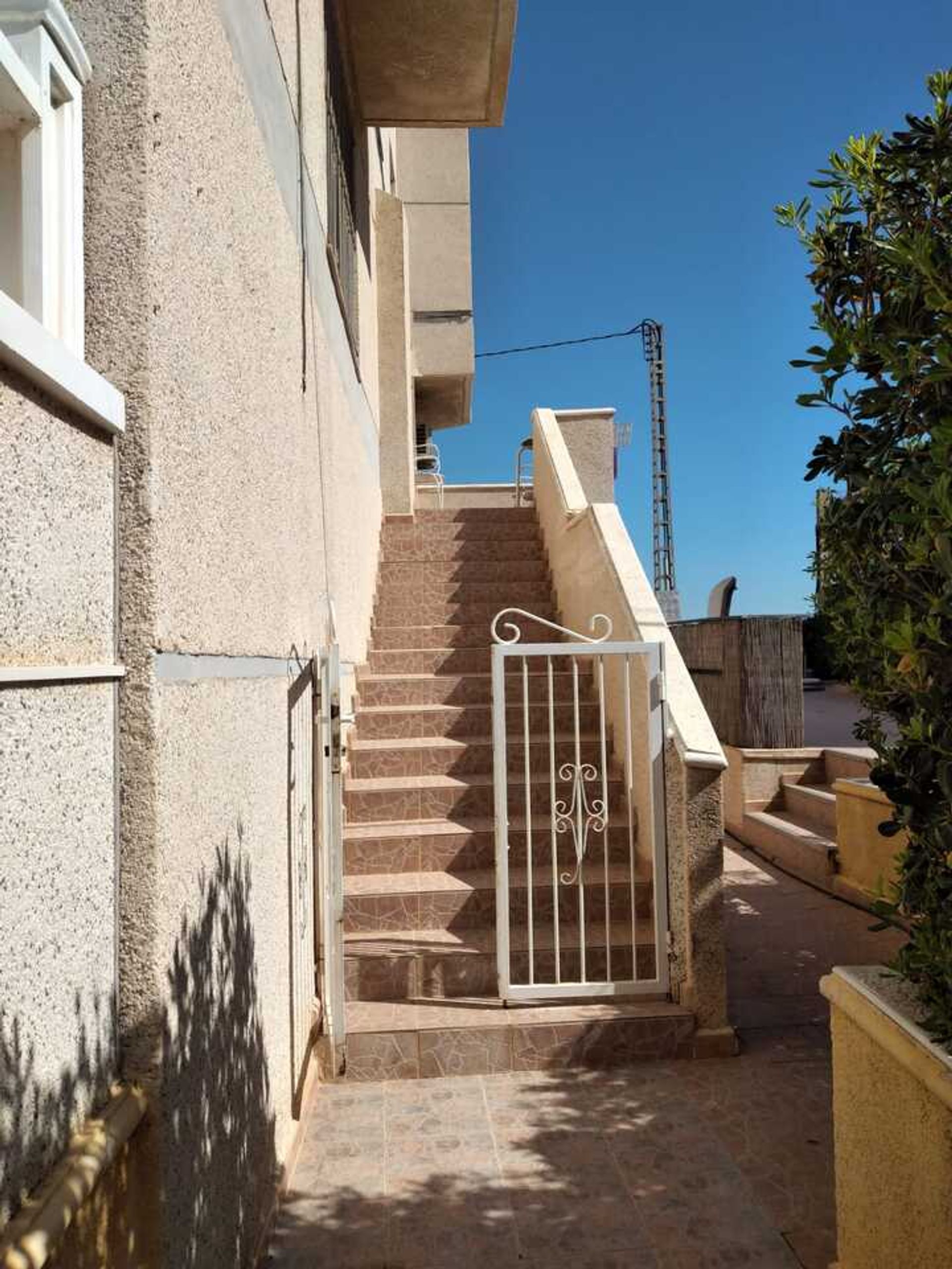 Кондоминиум в Alicante (Alacant), Comunidad Valenciana 11072291