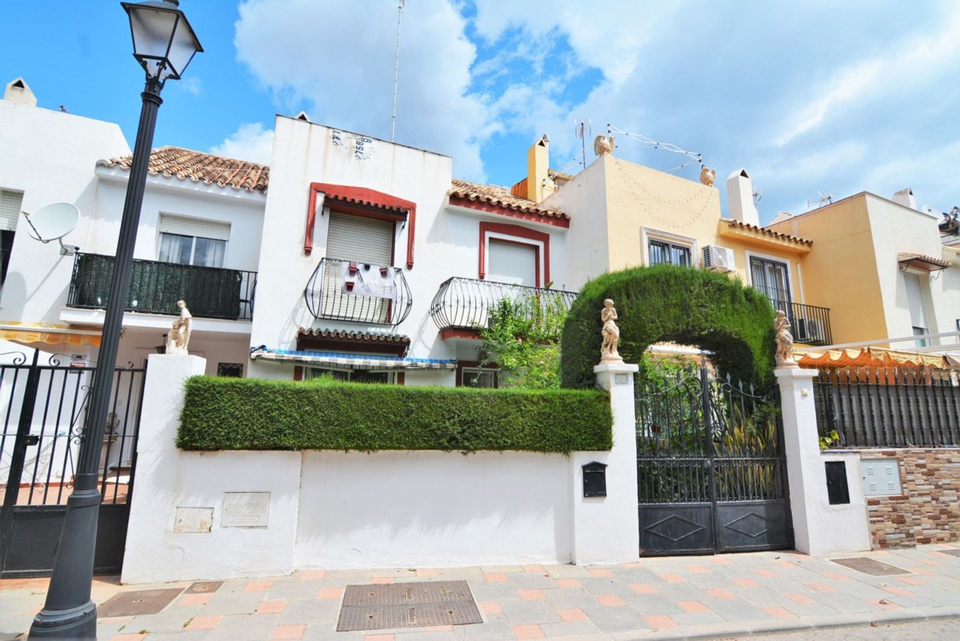 House in Santa Fe de los Boliches, Andalusia 11073751