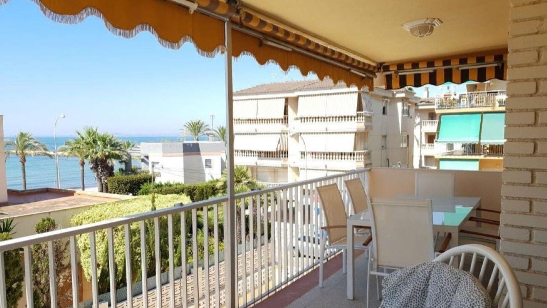 Condominium in Santa Pola, Comunidad Valenciana 11074079