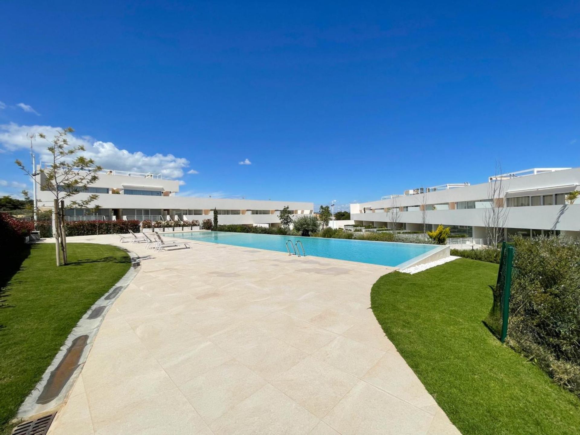 Condominium in Torrevieja, Comunidad Valenciana 11074791