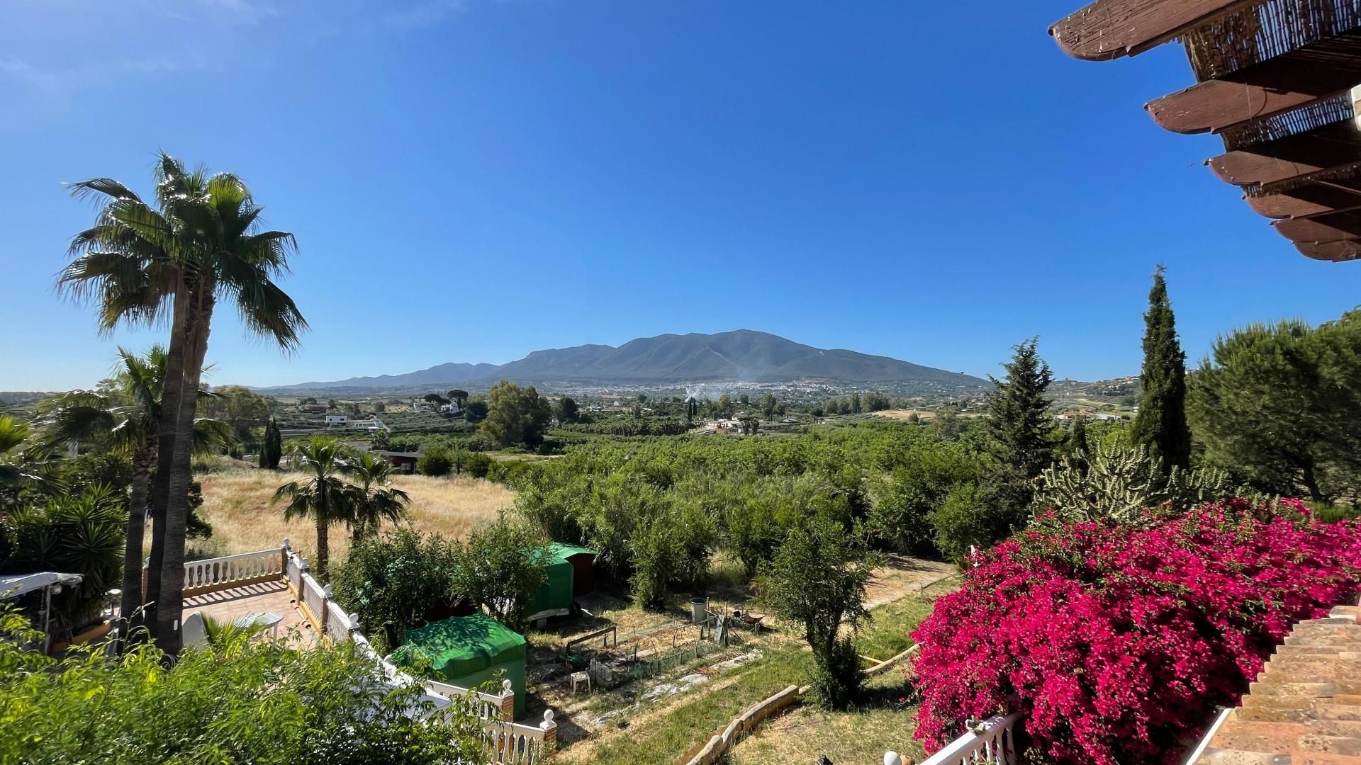 Talo sisään Alhaurín el Grande, Andalucía 11075343