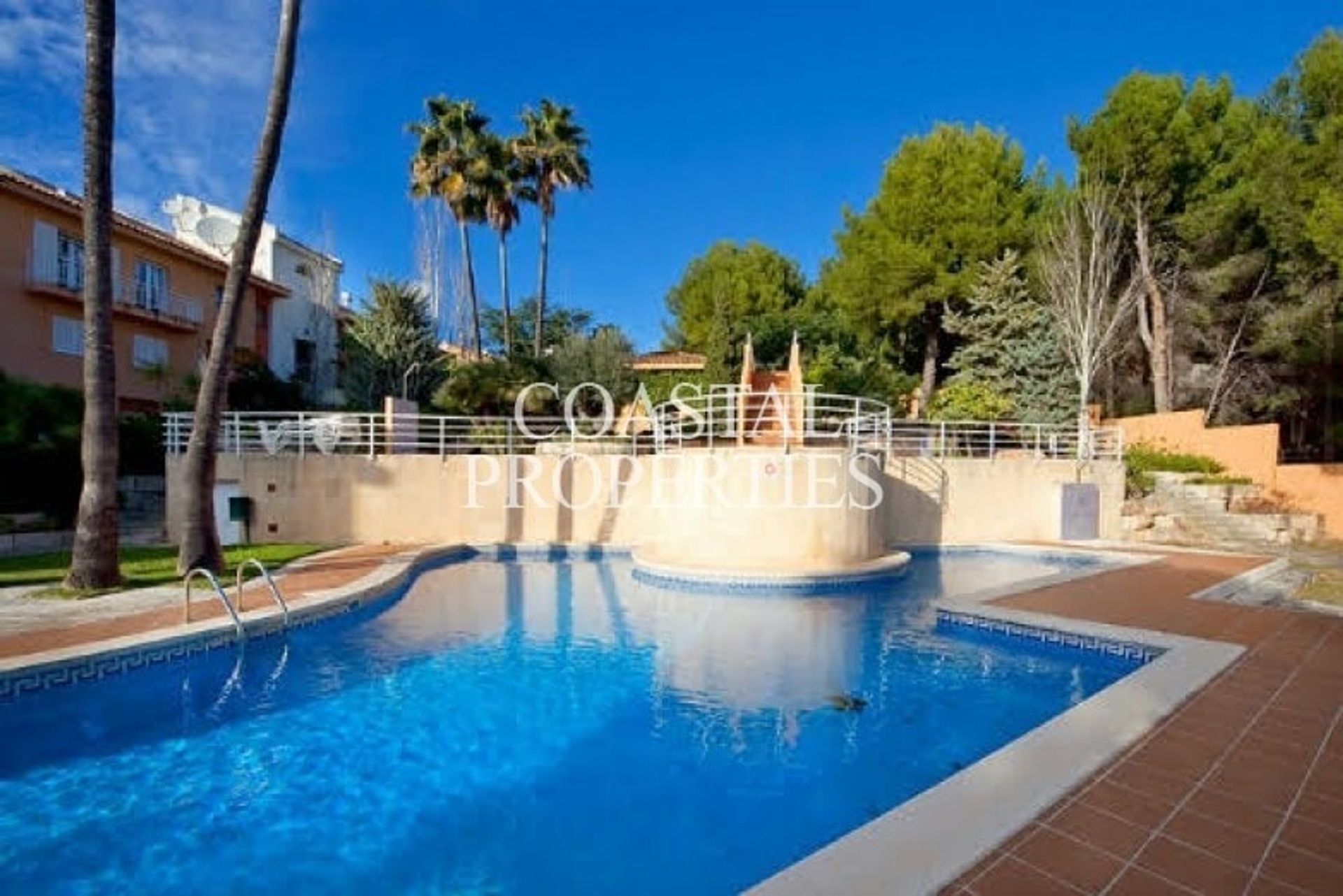 Condominium in Bendinat, Illes Balears 11075863