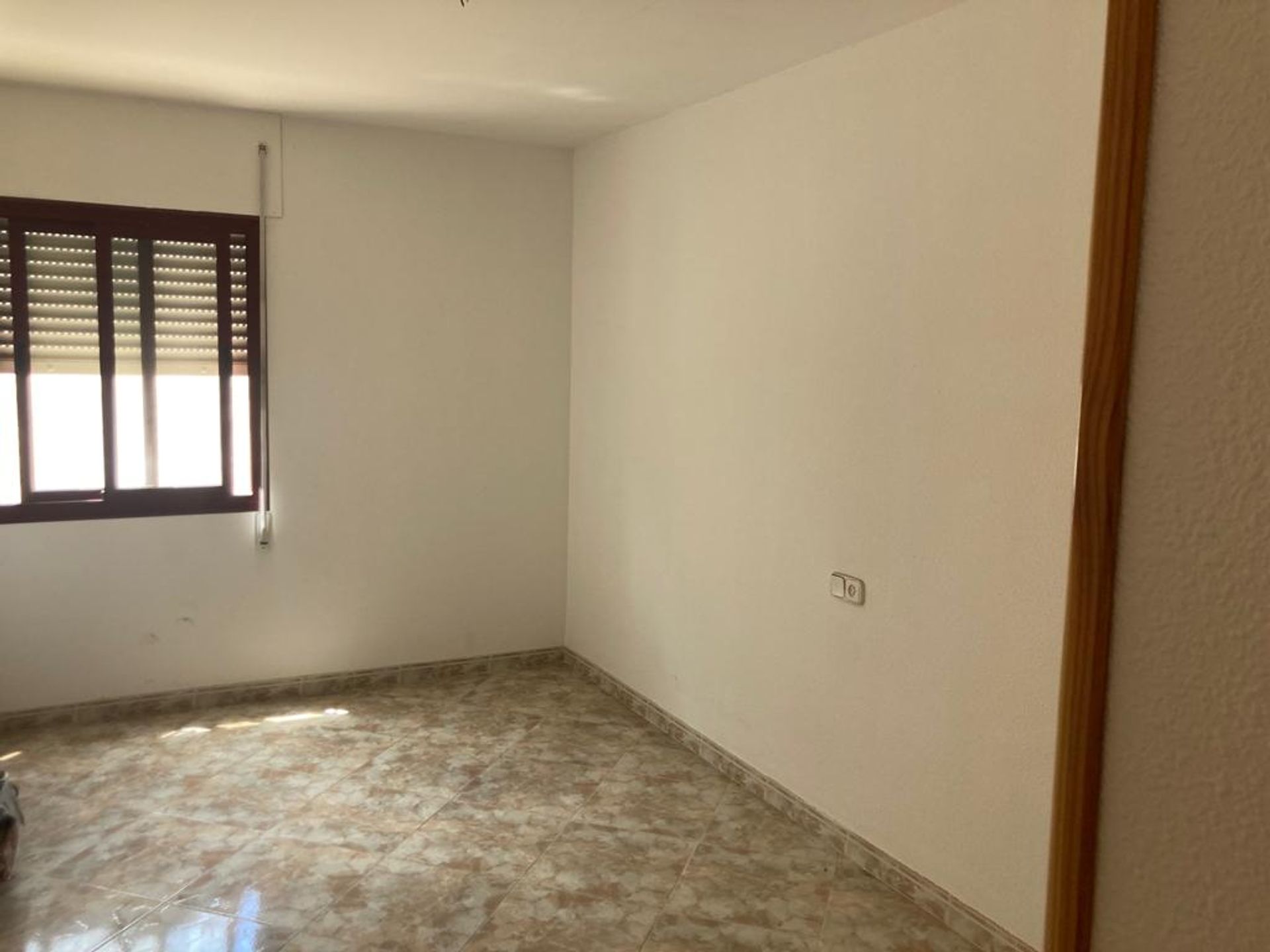 Kondominium dalam Babel, Valencia 11075893