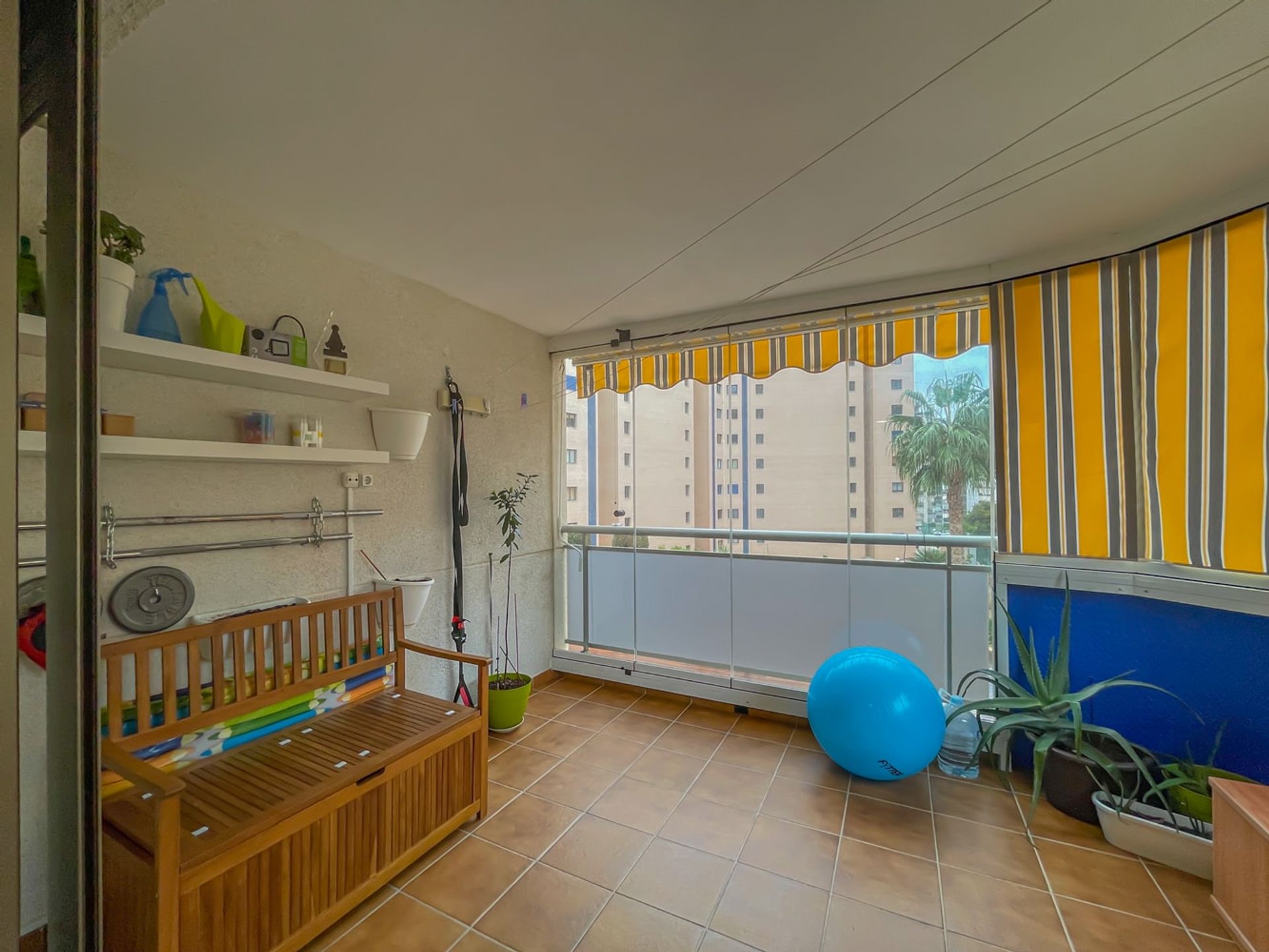 Condominio nel Villajoiosa, Valenza 11076014