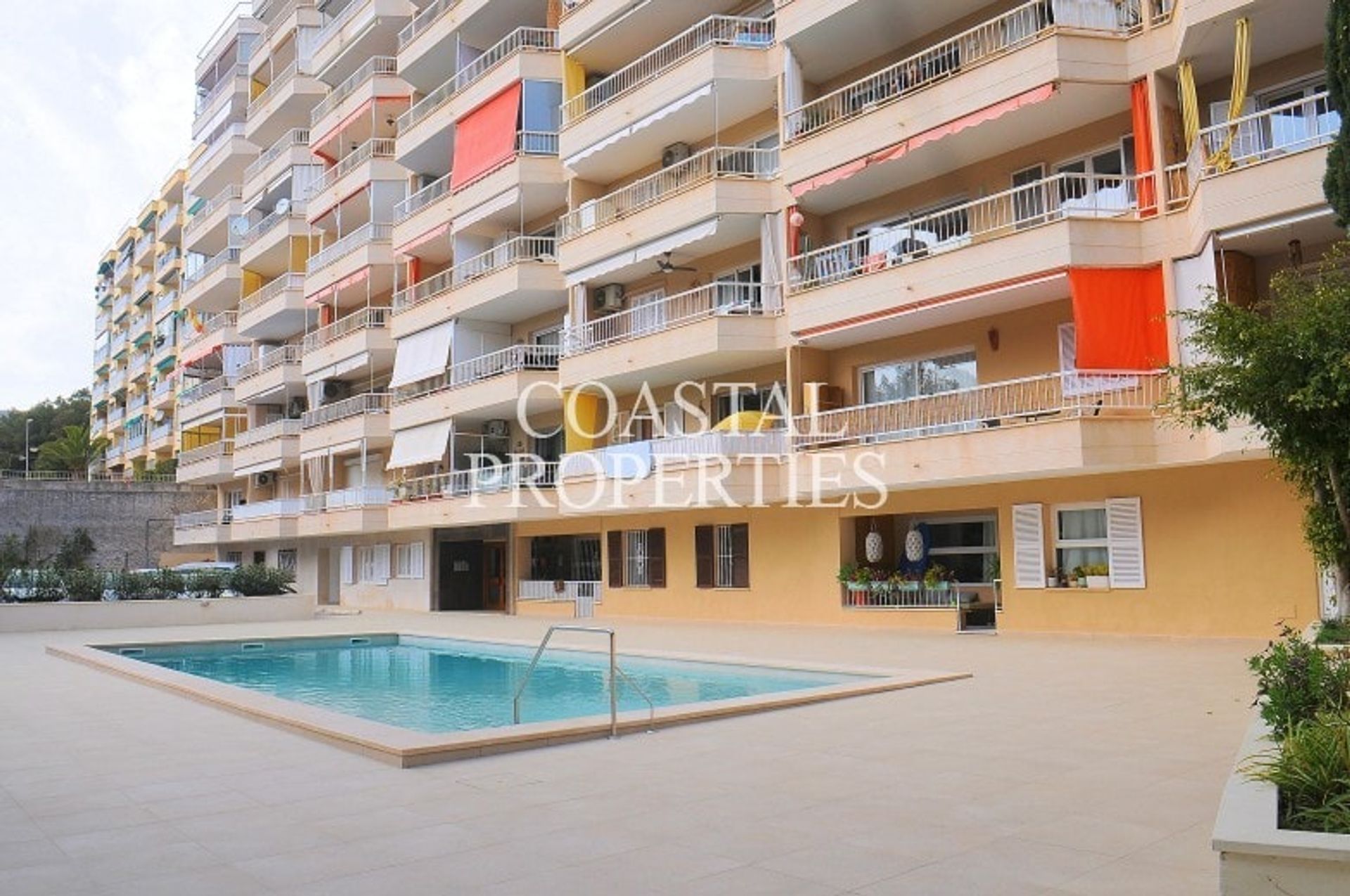 Condominio en San Antonio Abad, Islas Baleares 11076160