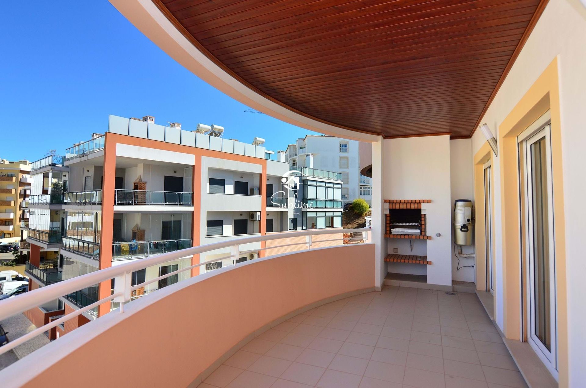 Condominium in Lagos, Faro 11076396