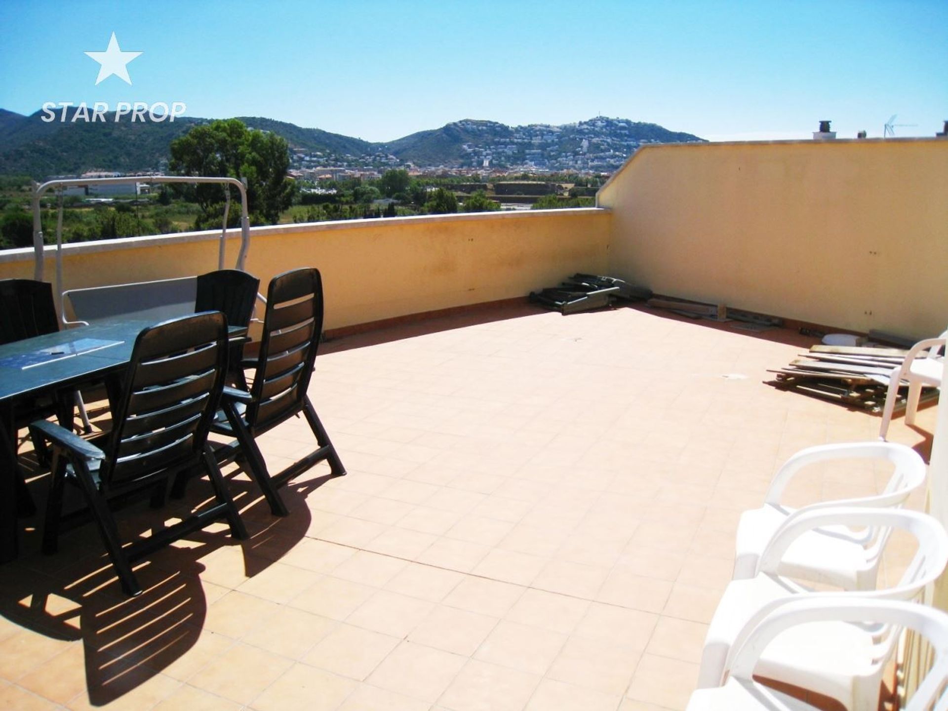 Condominium dans Roses, Catalunya 11076482