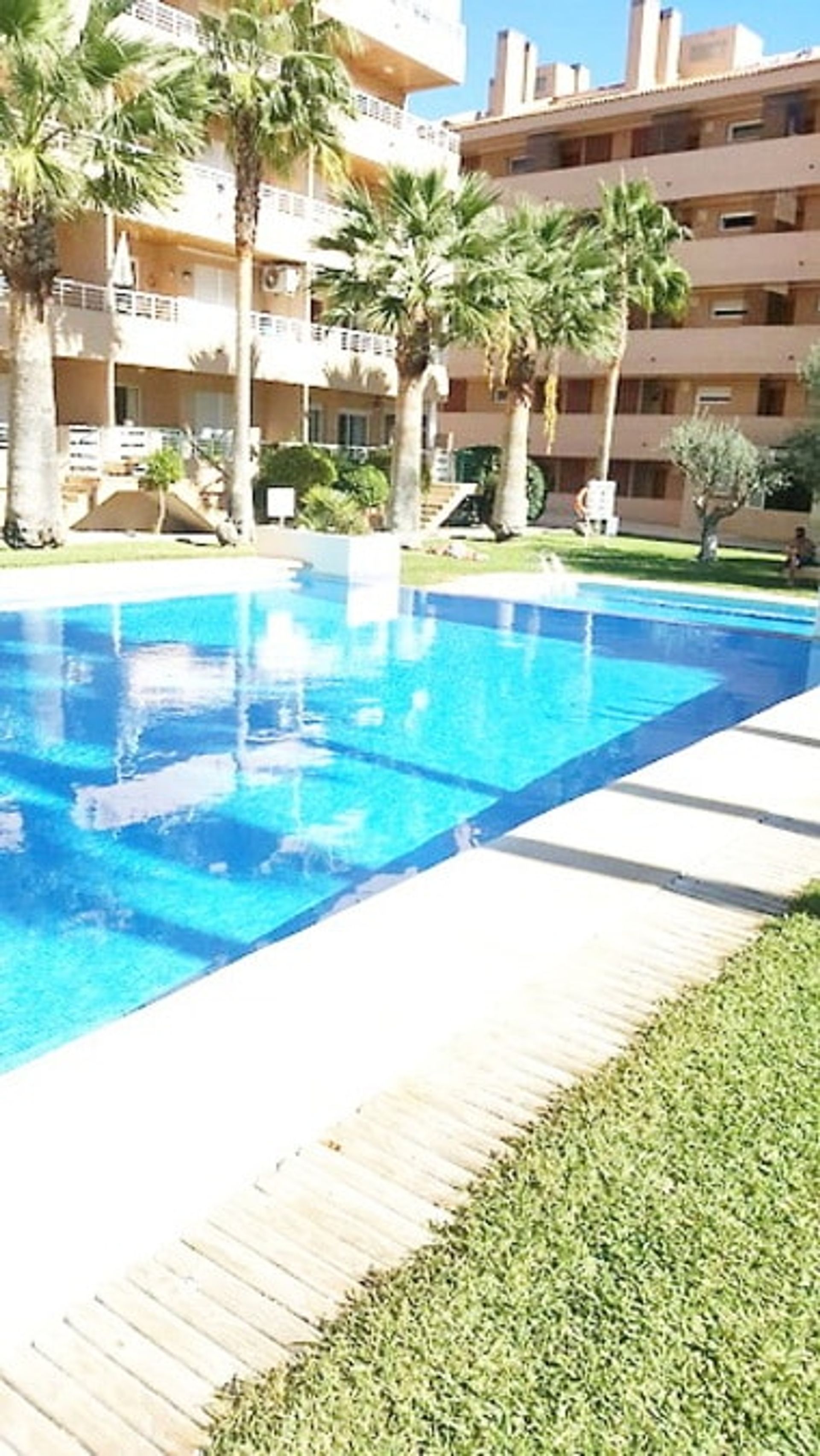 Condominium in Albacete, Castilla-La Mancha 11077421