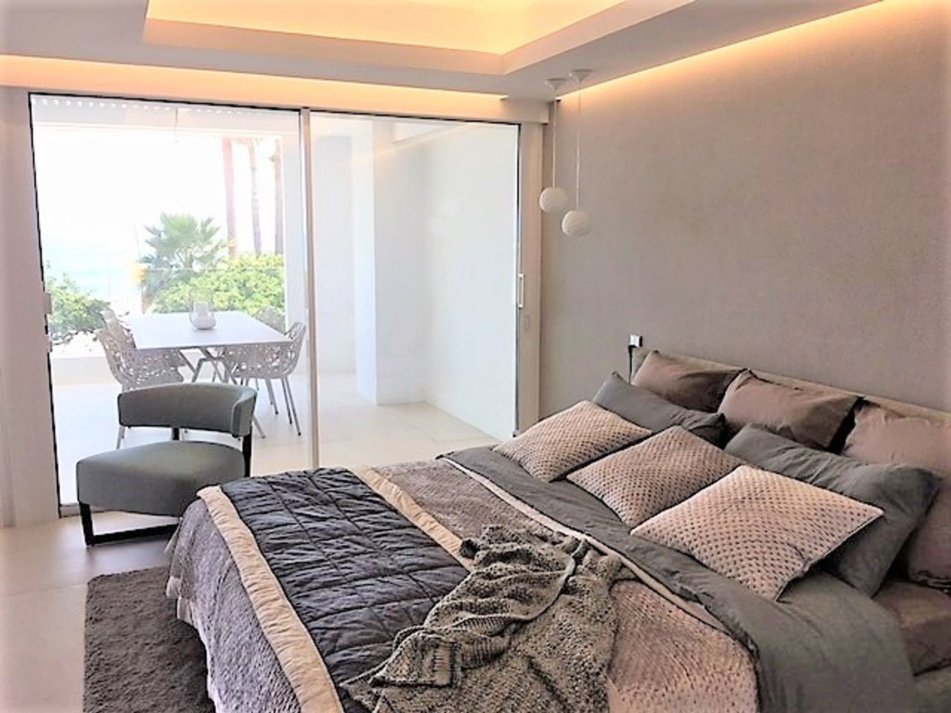 Condominium in Estepona, Andalucía 11078000