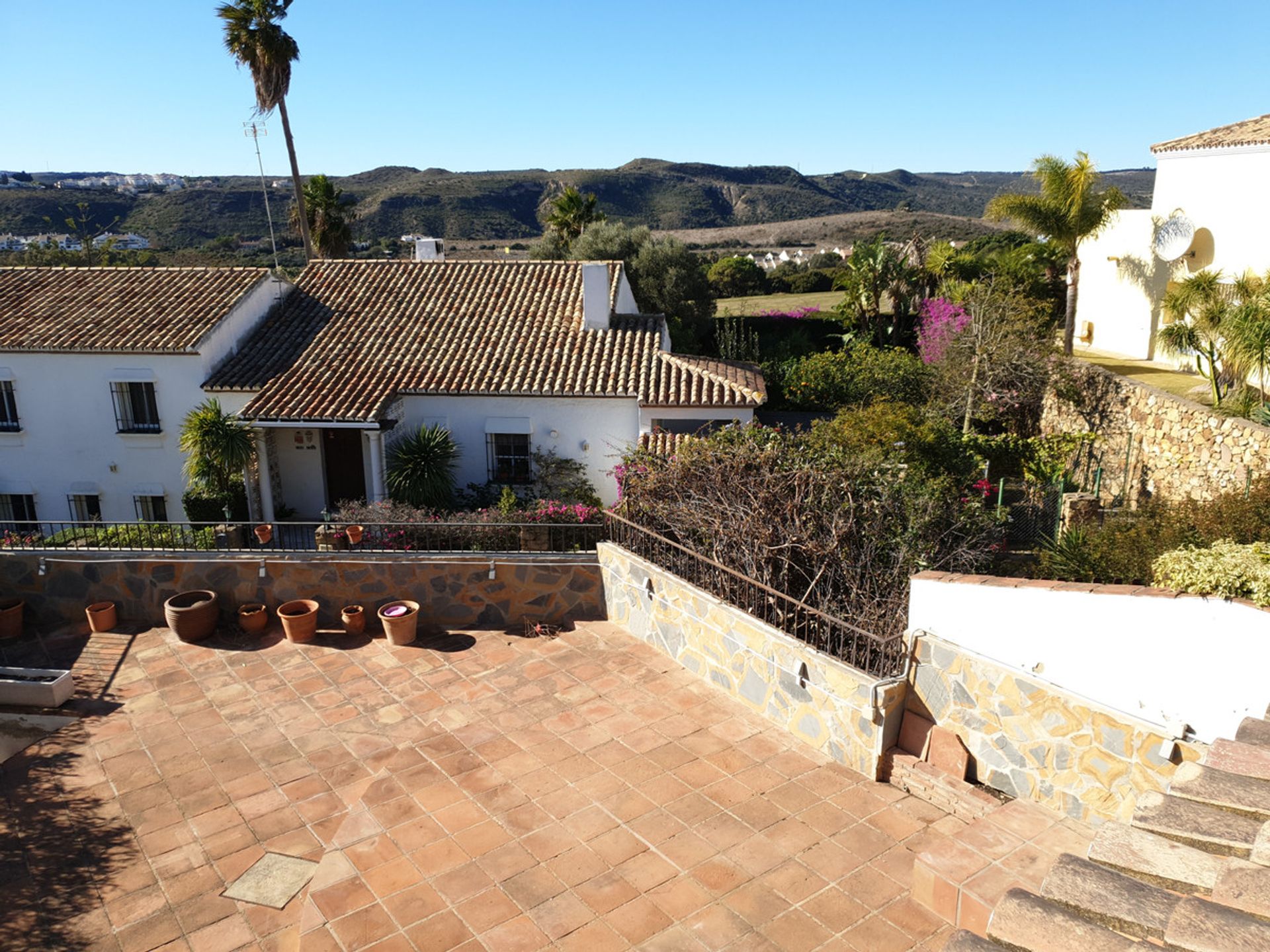 casa en Puerto de la Duquesa, Andalusia 11078235