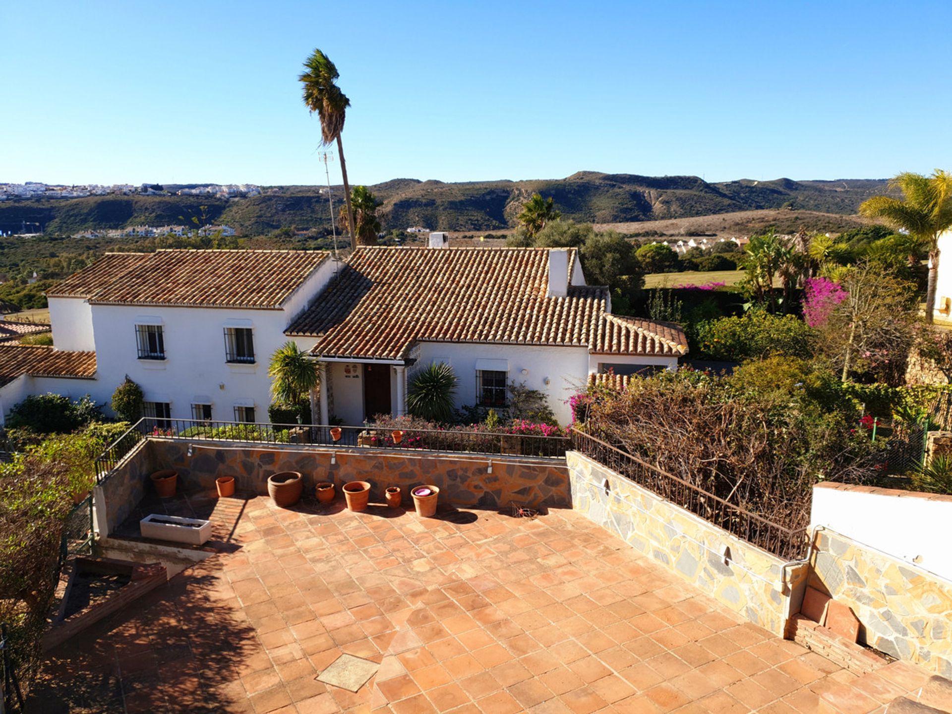 casa en Puerto de la Duquesa, Andalusia 11078235